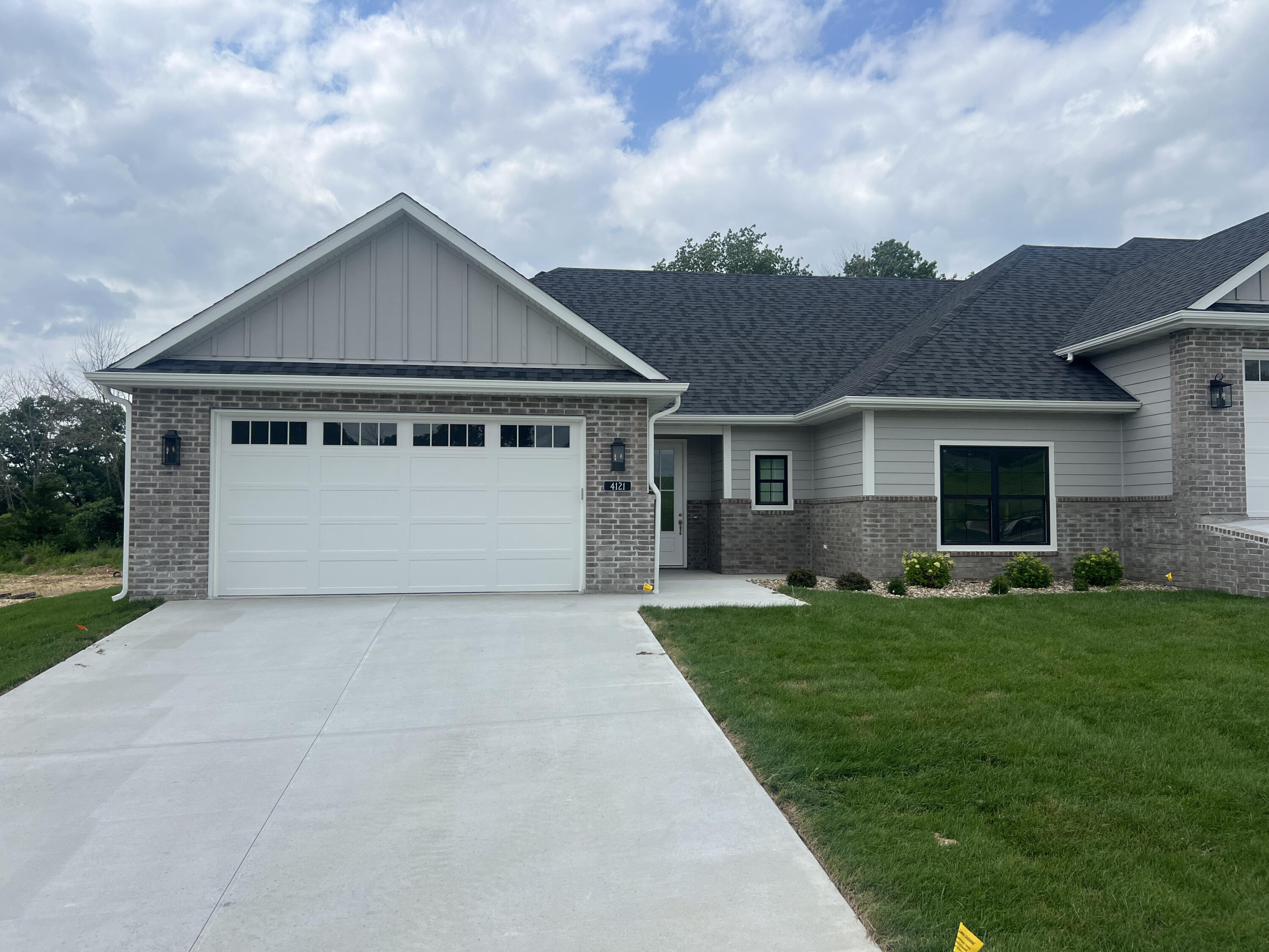 4121 Umbria Ct Property Photo 1