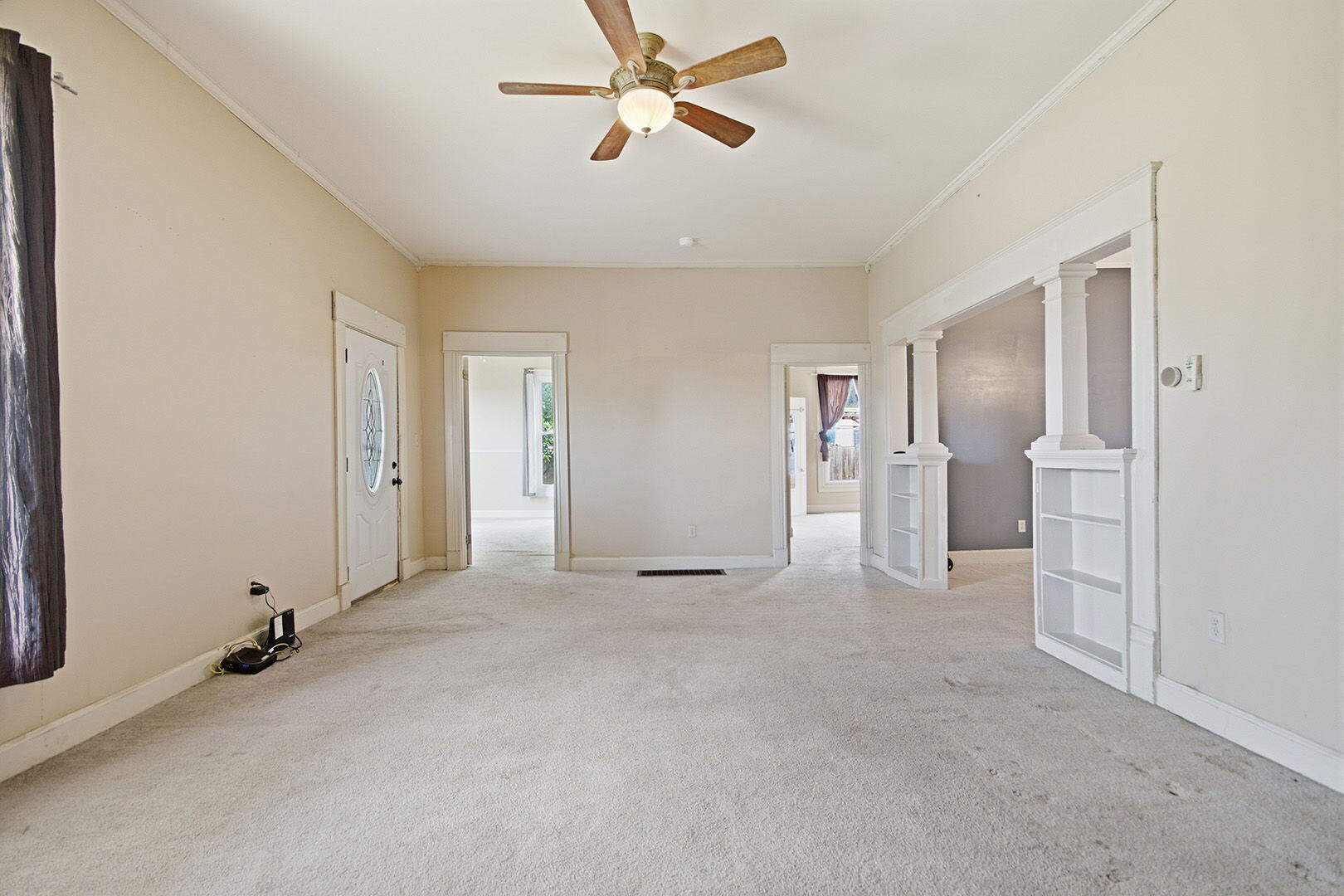 927 E Promenade St Property Photo 8
