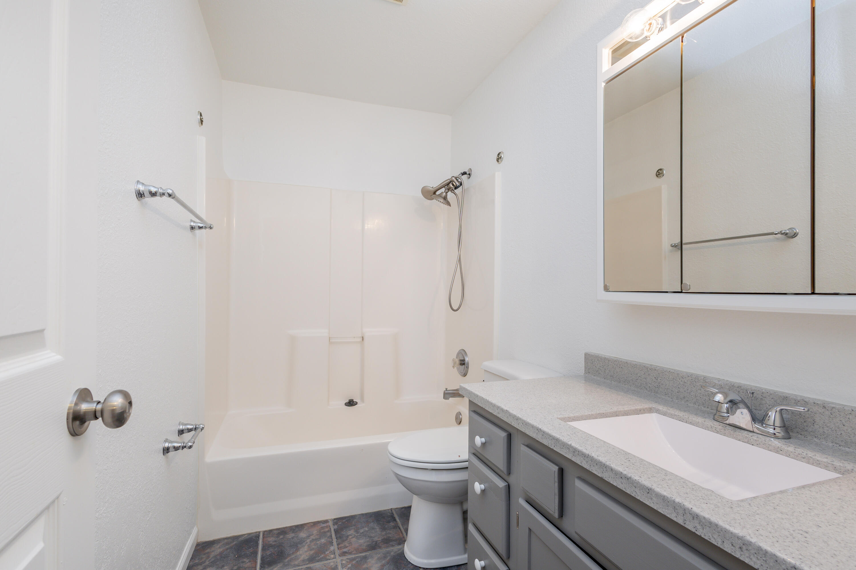 1301 Dawn Ridge Rd Property Photo 13