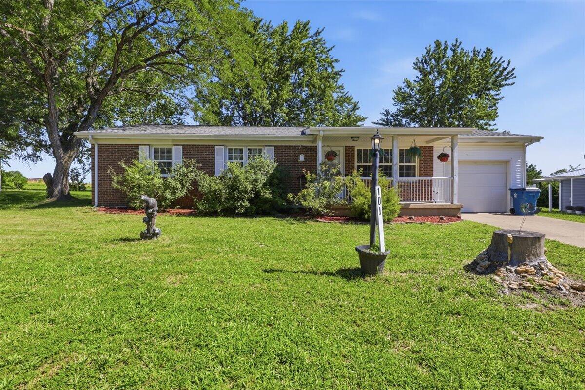 101 W Haynes St Property Photo 1