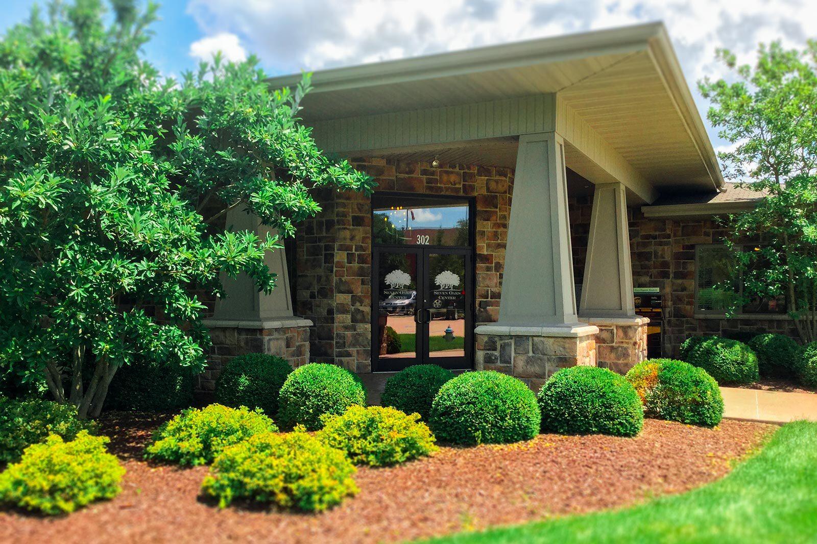 302 Campusview Dr 103 Property Photo 1