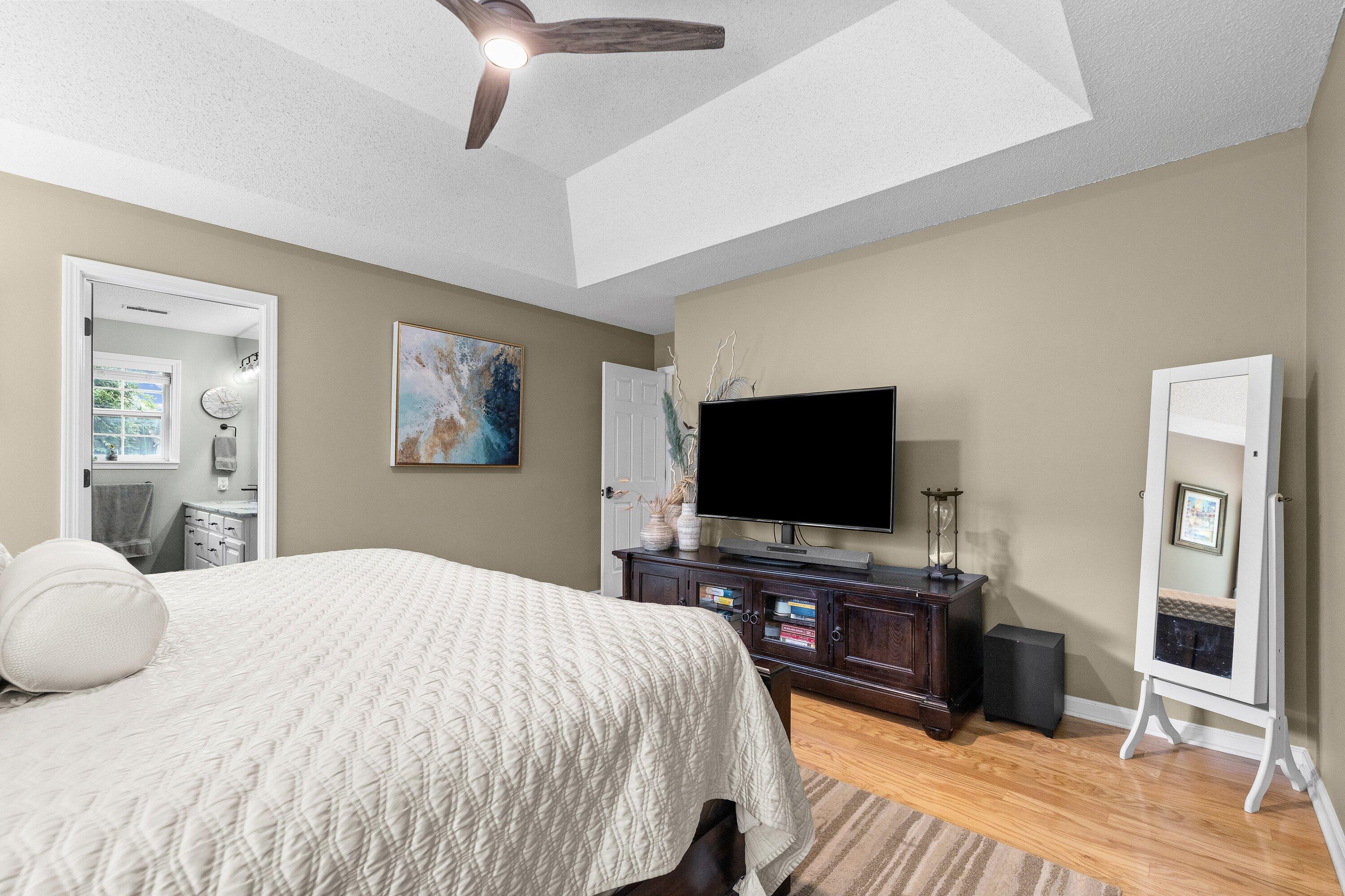 2806 Wooded Creek Dr Property Photo 13