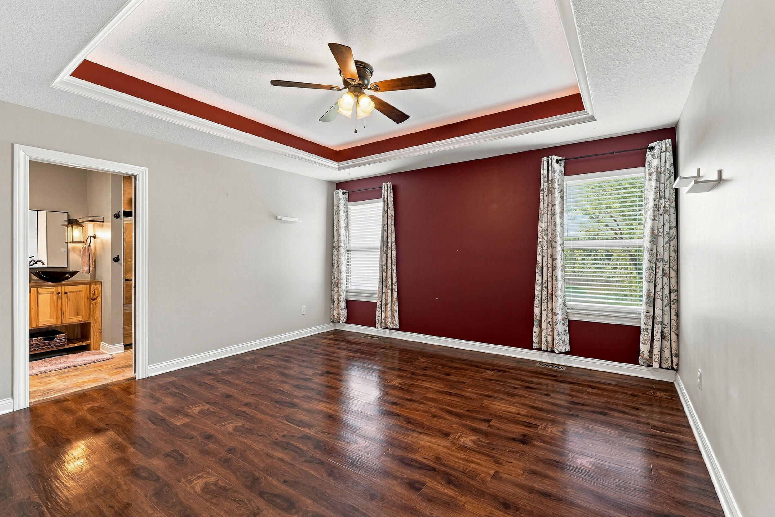 5580 Kingfisher Dr Property Photo 20