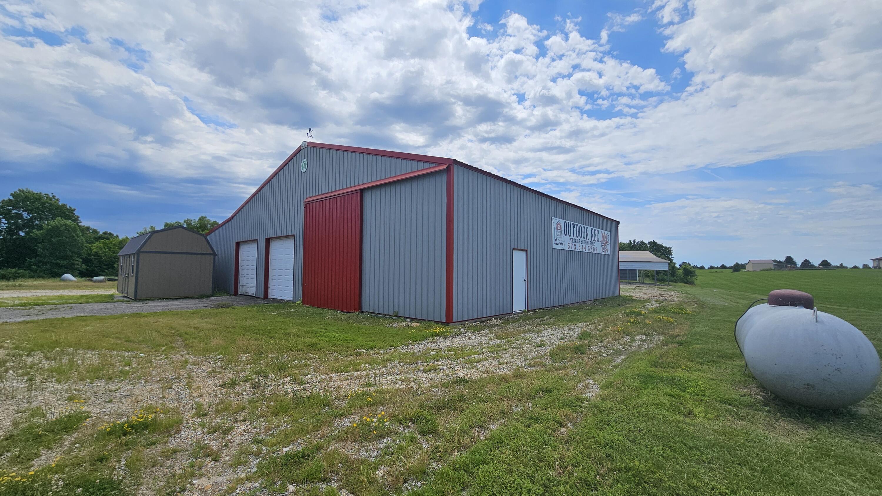 6806 State Road Nn Property Photo 9