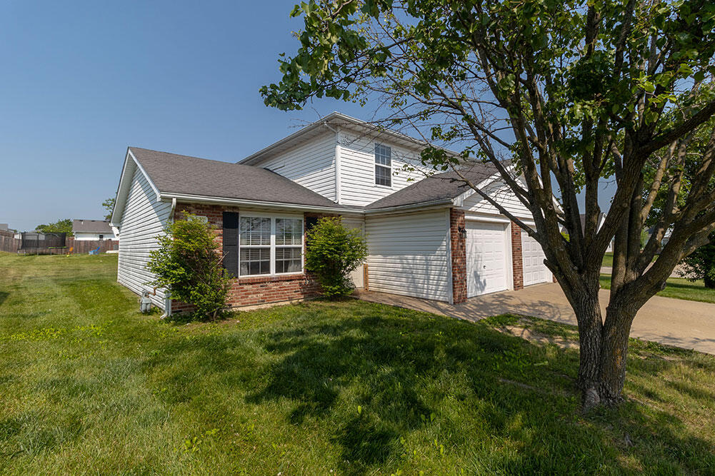 1421 RISEN STAR CT Property Photo 1