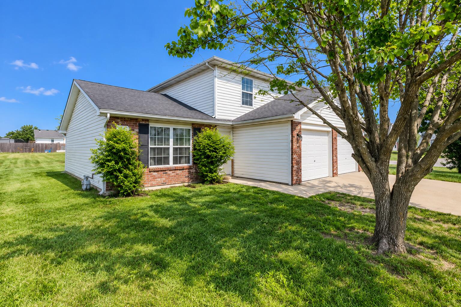 1421 Risen Star Ct Property Photo 1