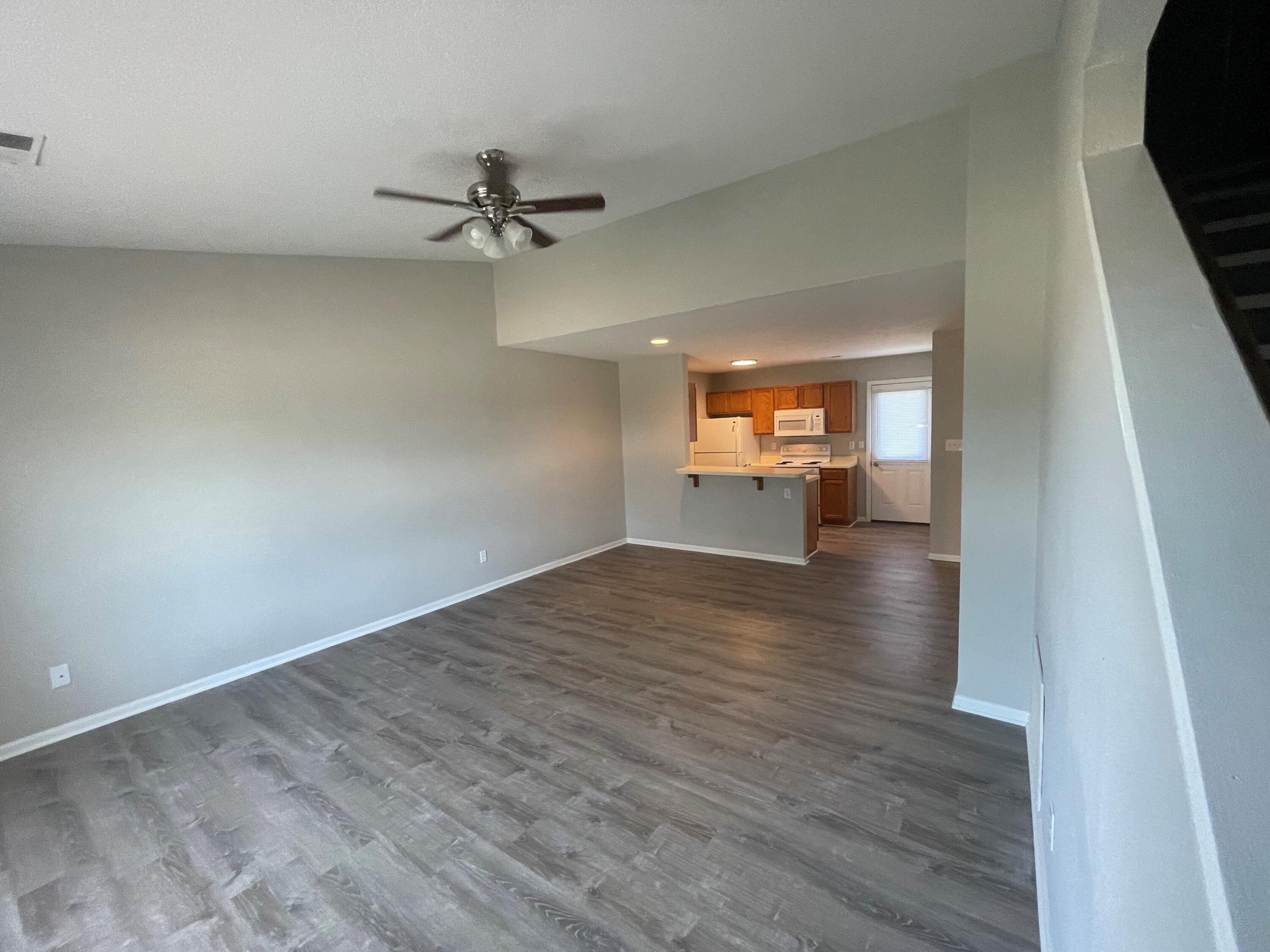 1421 Risen Star Ct Property Photo 2
