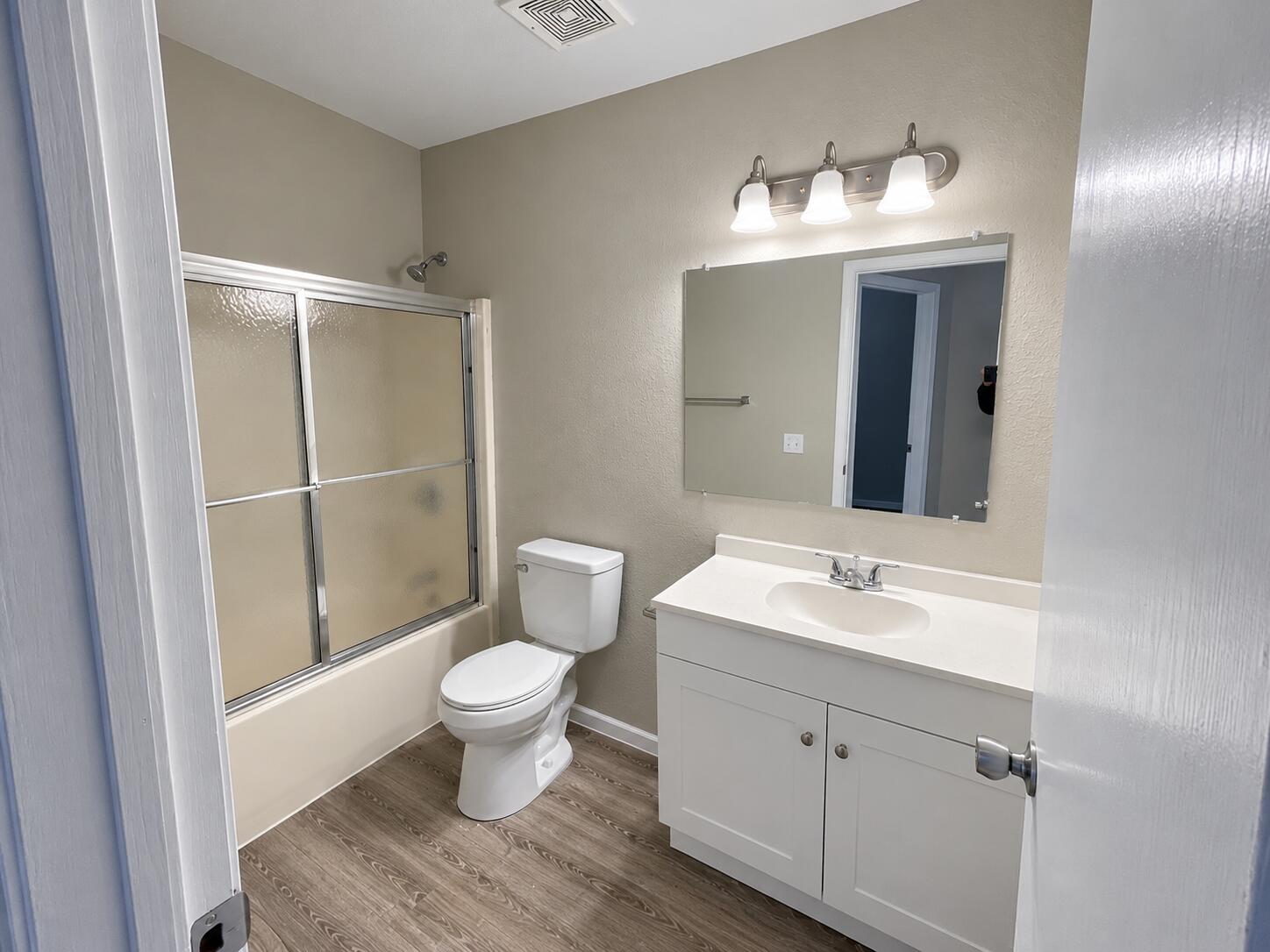 1421 Risen Star Ct Property Photo 9