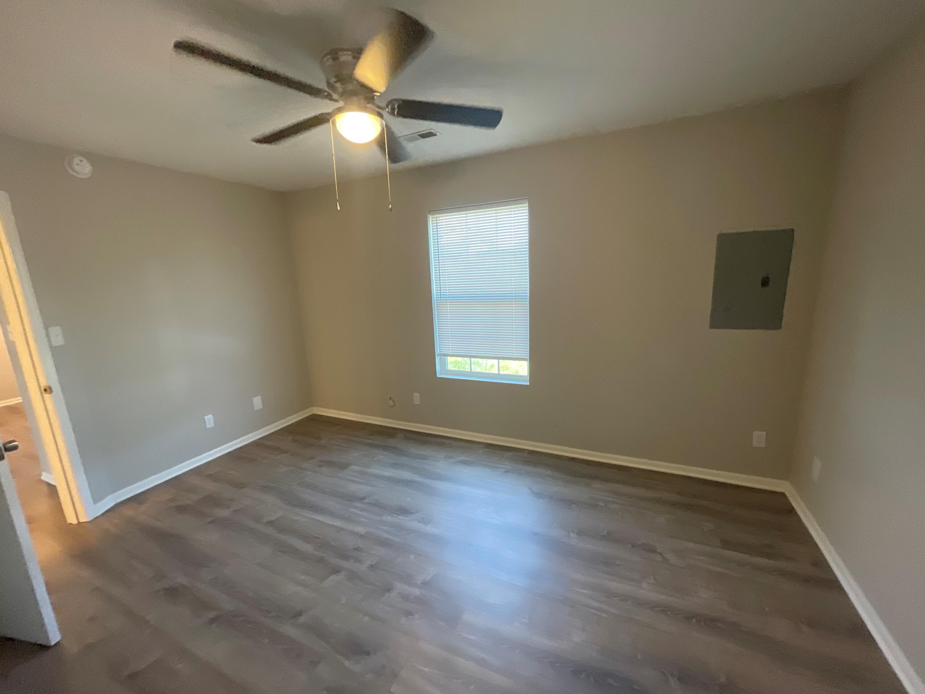 1421 Risen Star Ct Property Photo 12