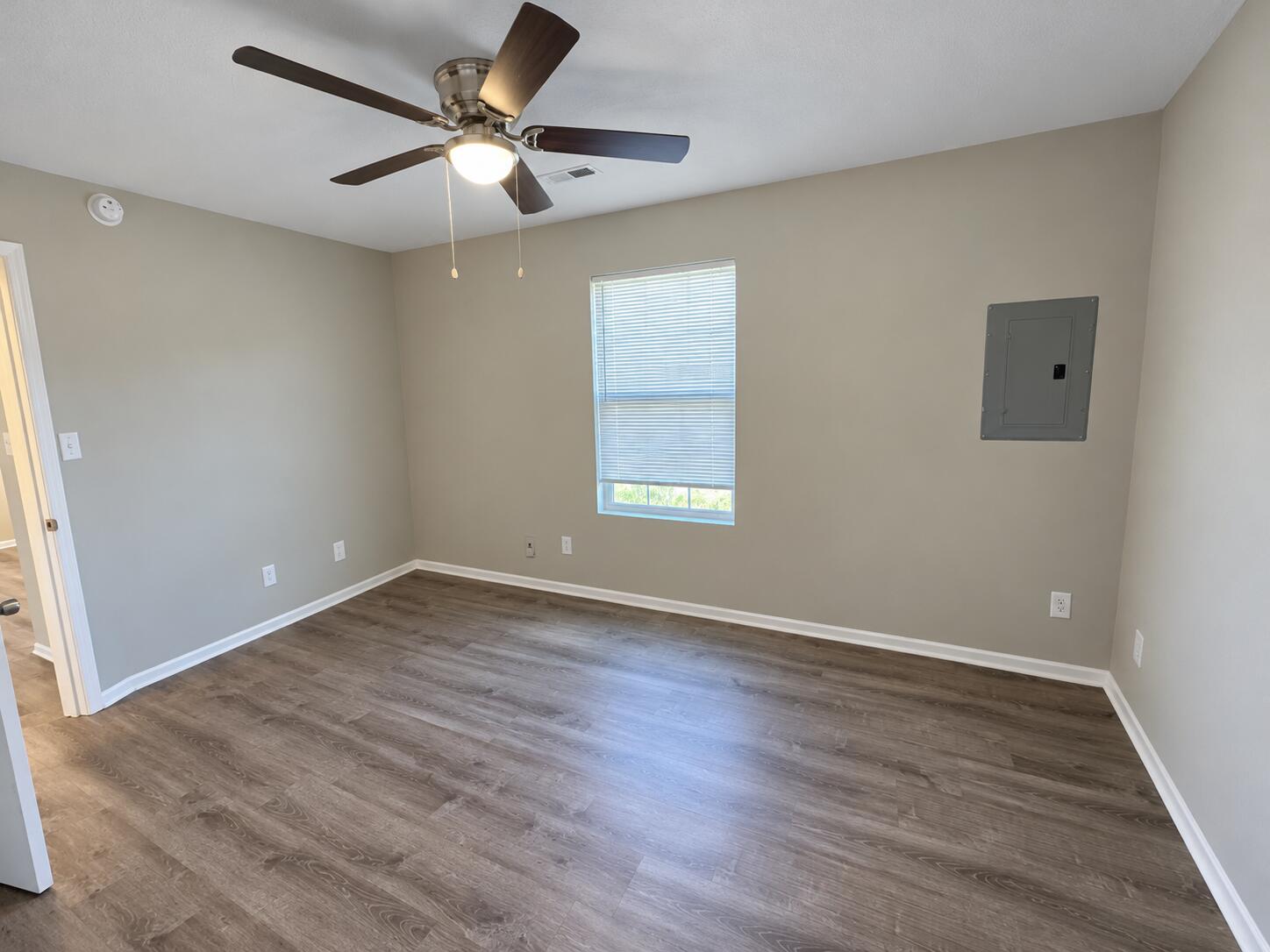 1421 Risen Star Ct Property Photo 12