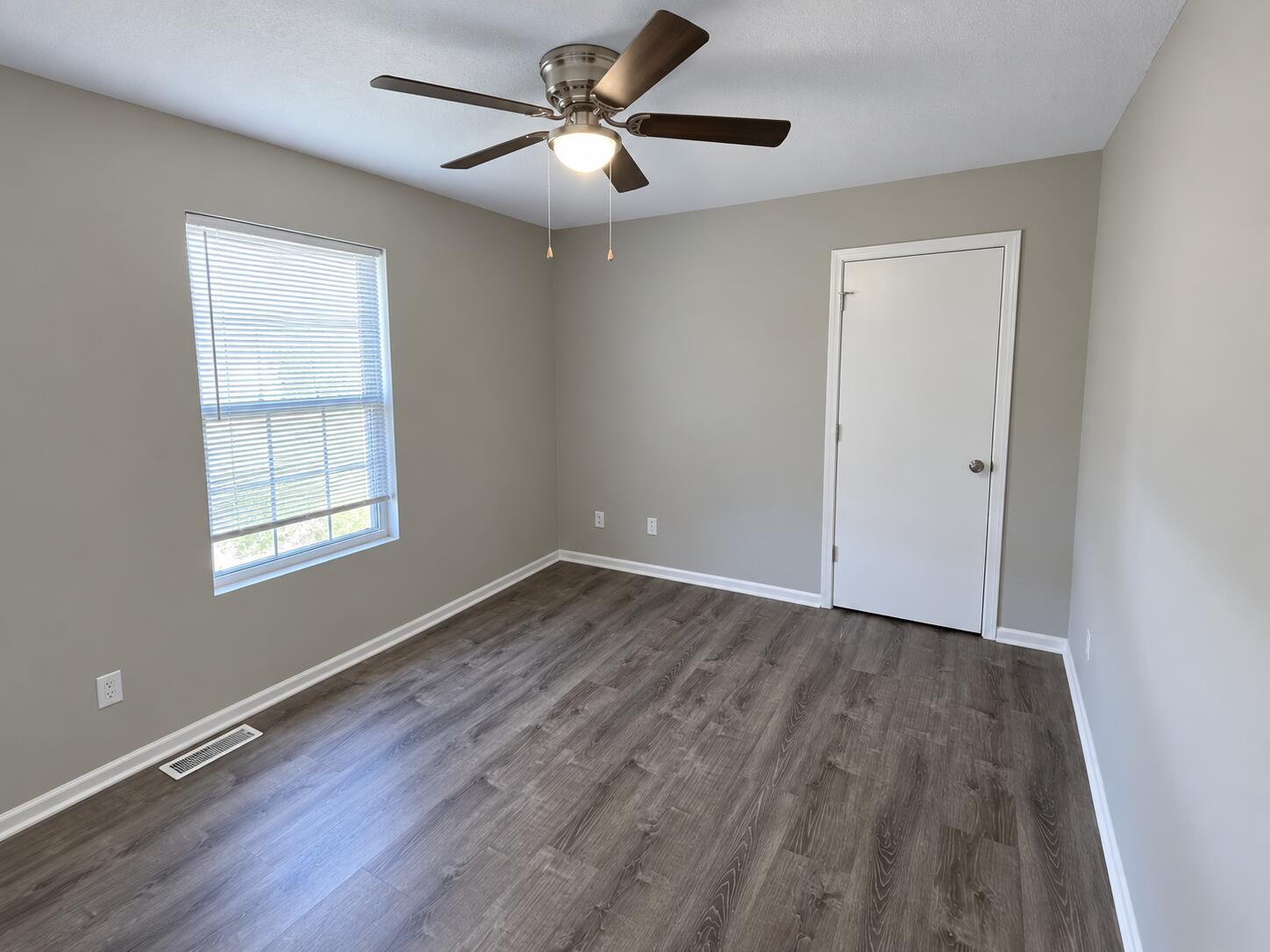 1421 Risen Star Ct Property Photo 16