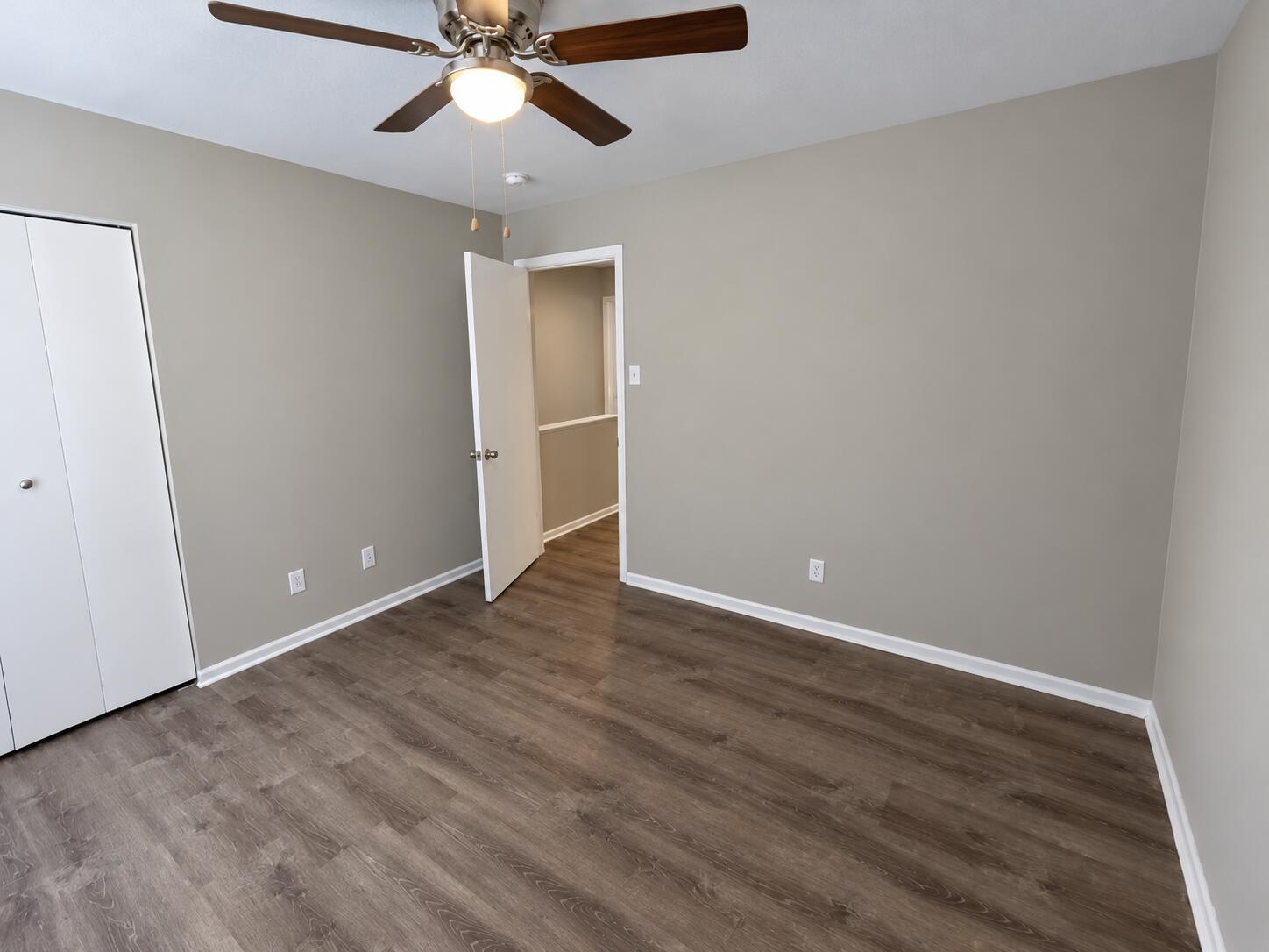 1421 Risen Star Ct Property Photo 23