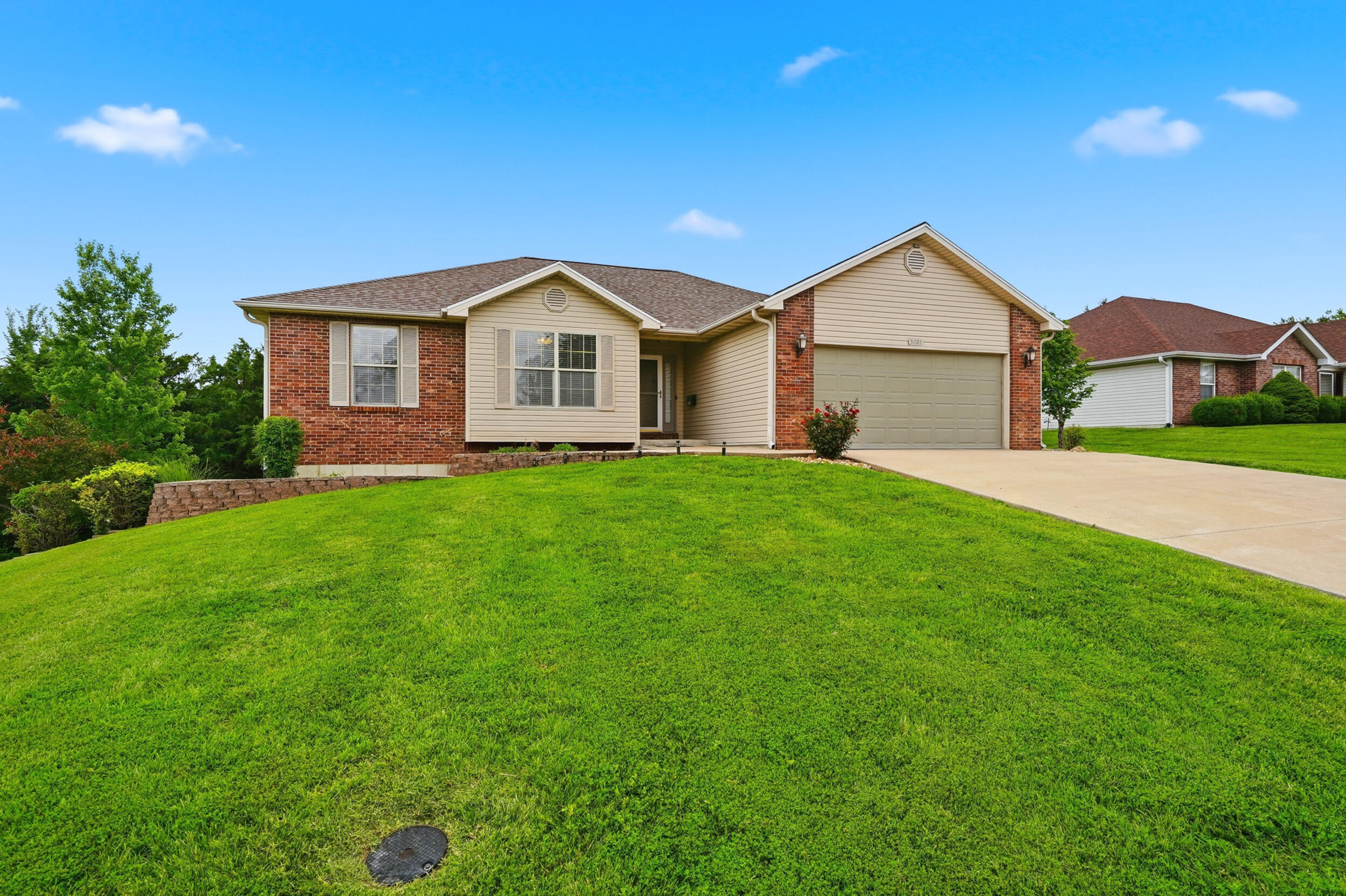 5701 KELSEY DR