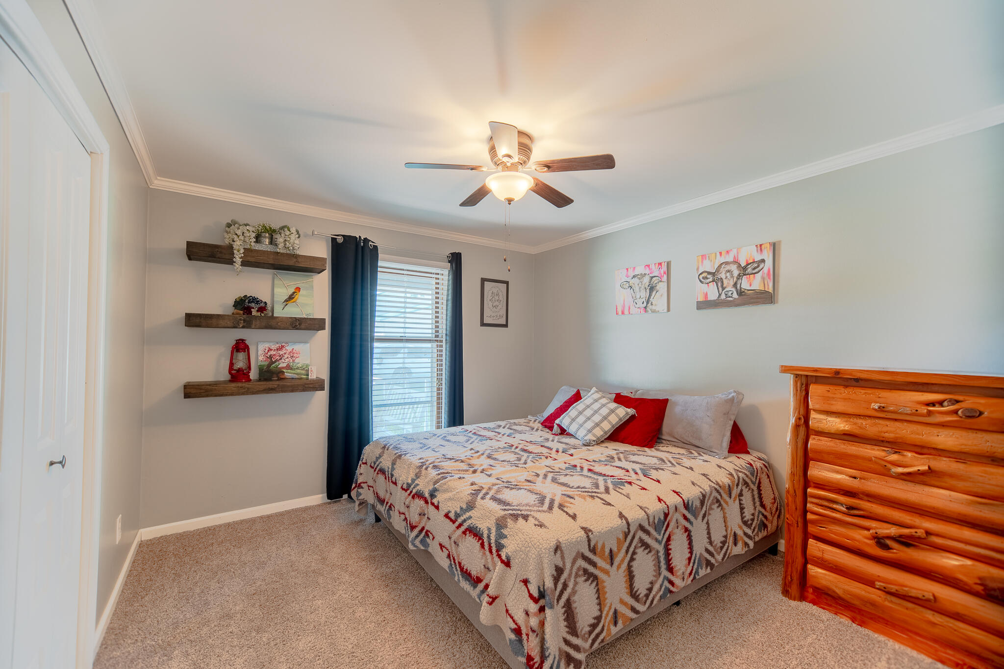 105 Baker St Property Photo 6