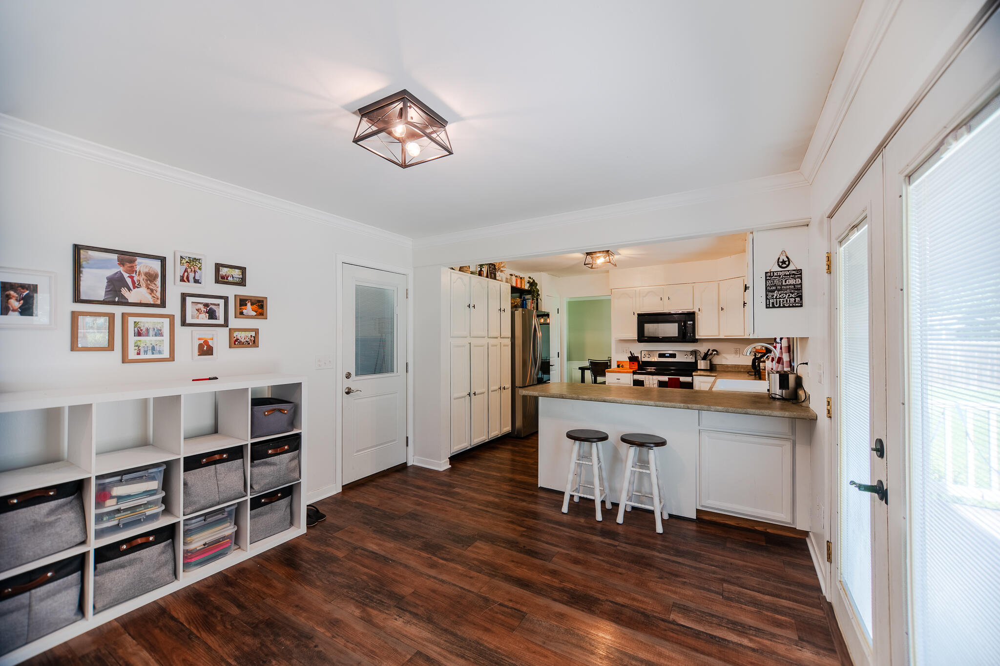 105 Baker St Property Photo 18