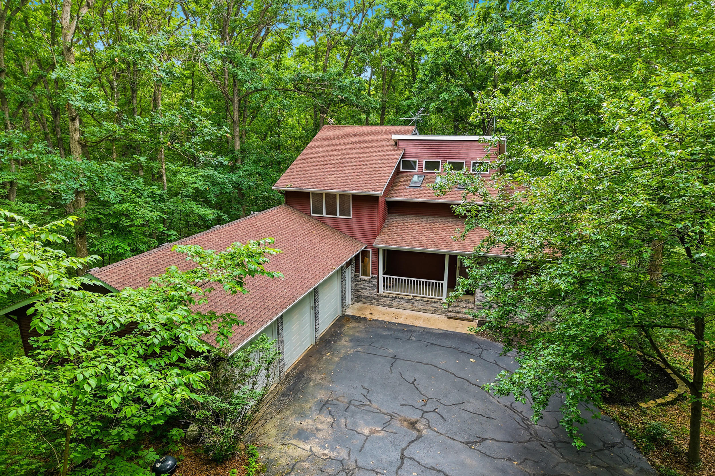 8030 S Turtle Creek Ln Property Photo 1