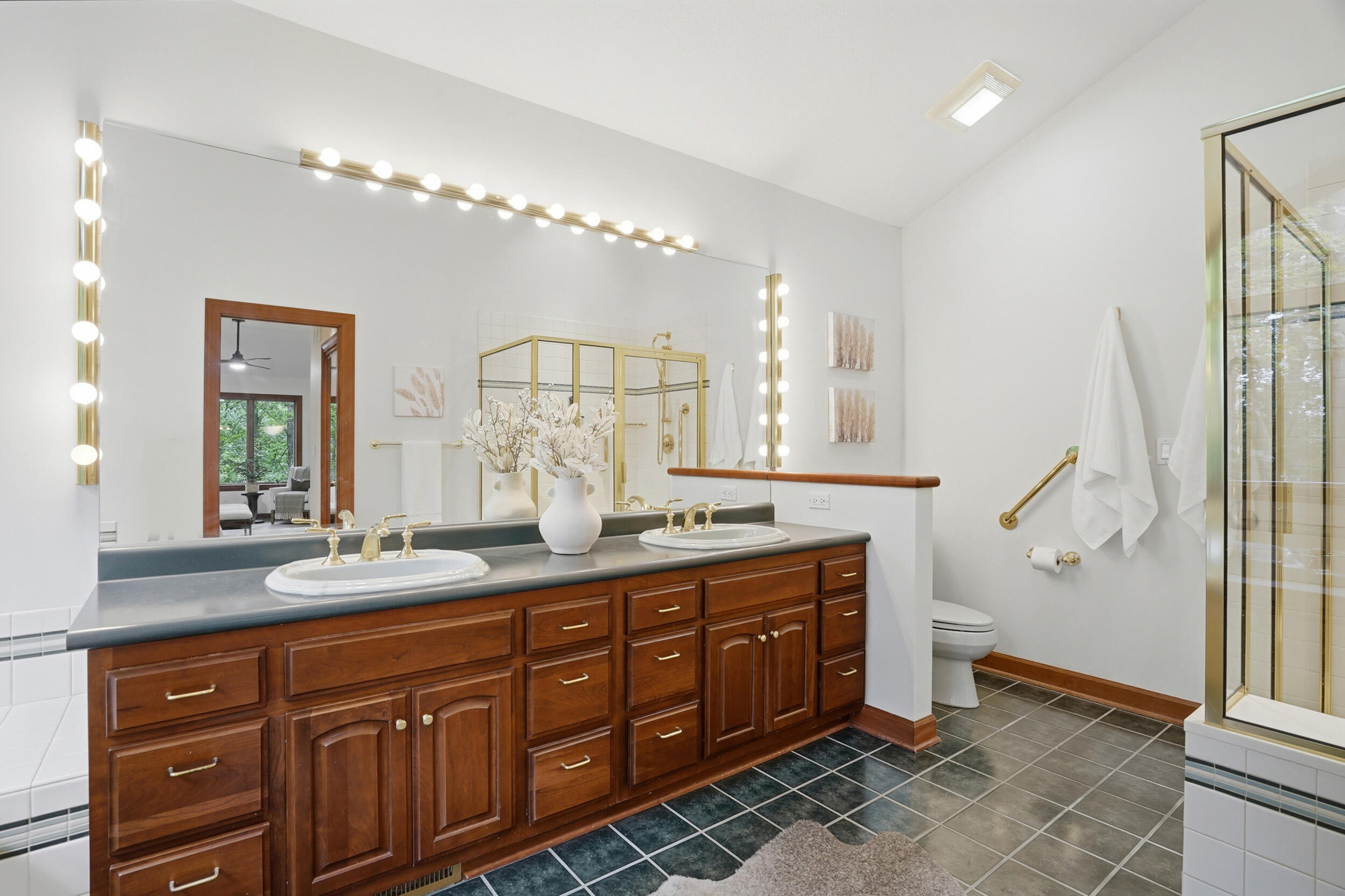8030 S Turtle Creek Ln Property Photo 28