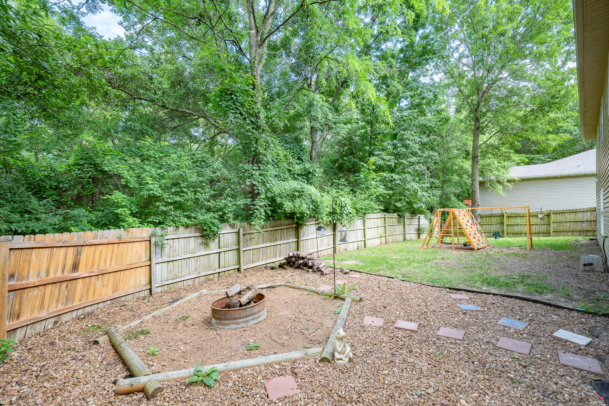 1707 Alaska Ct Property Photo 6