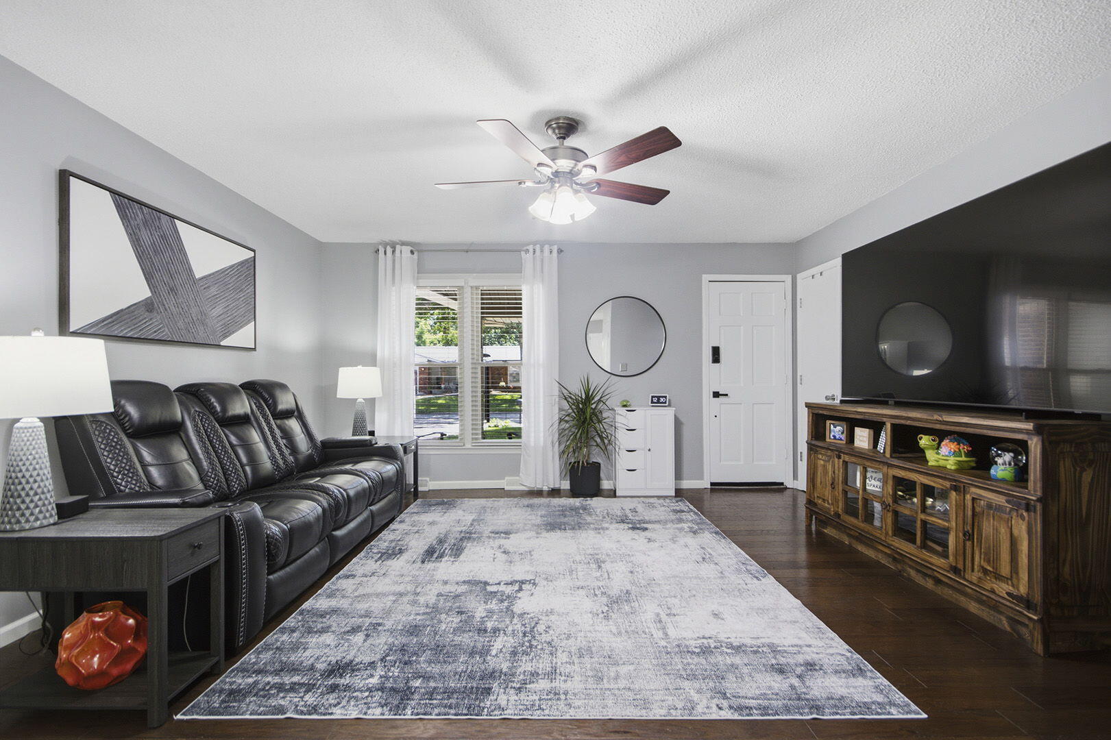 1405 Dorcas St Property Photo 13