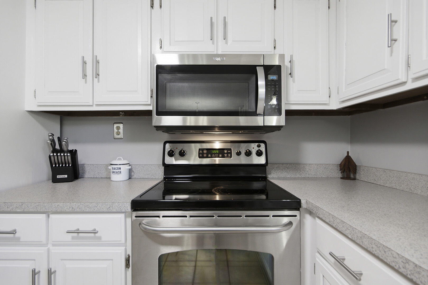 1405 Dorcas St Property Photo 20