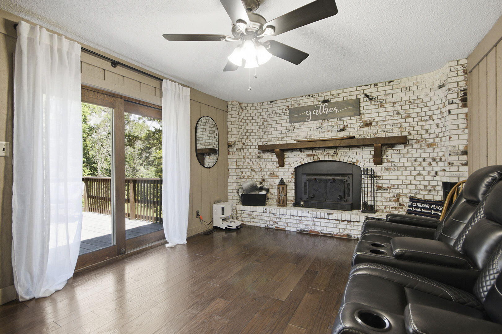 1405 Dorcas St Property Photo 23