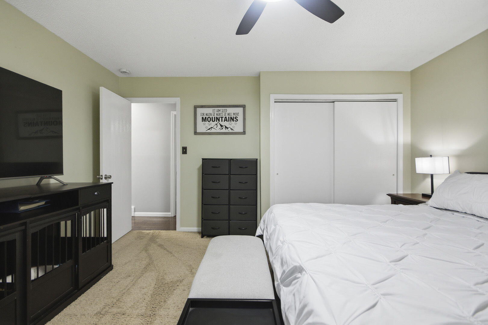 1405 Dorcas St Property Photo 27