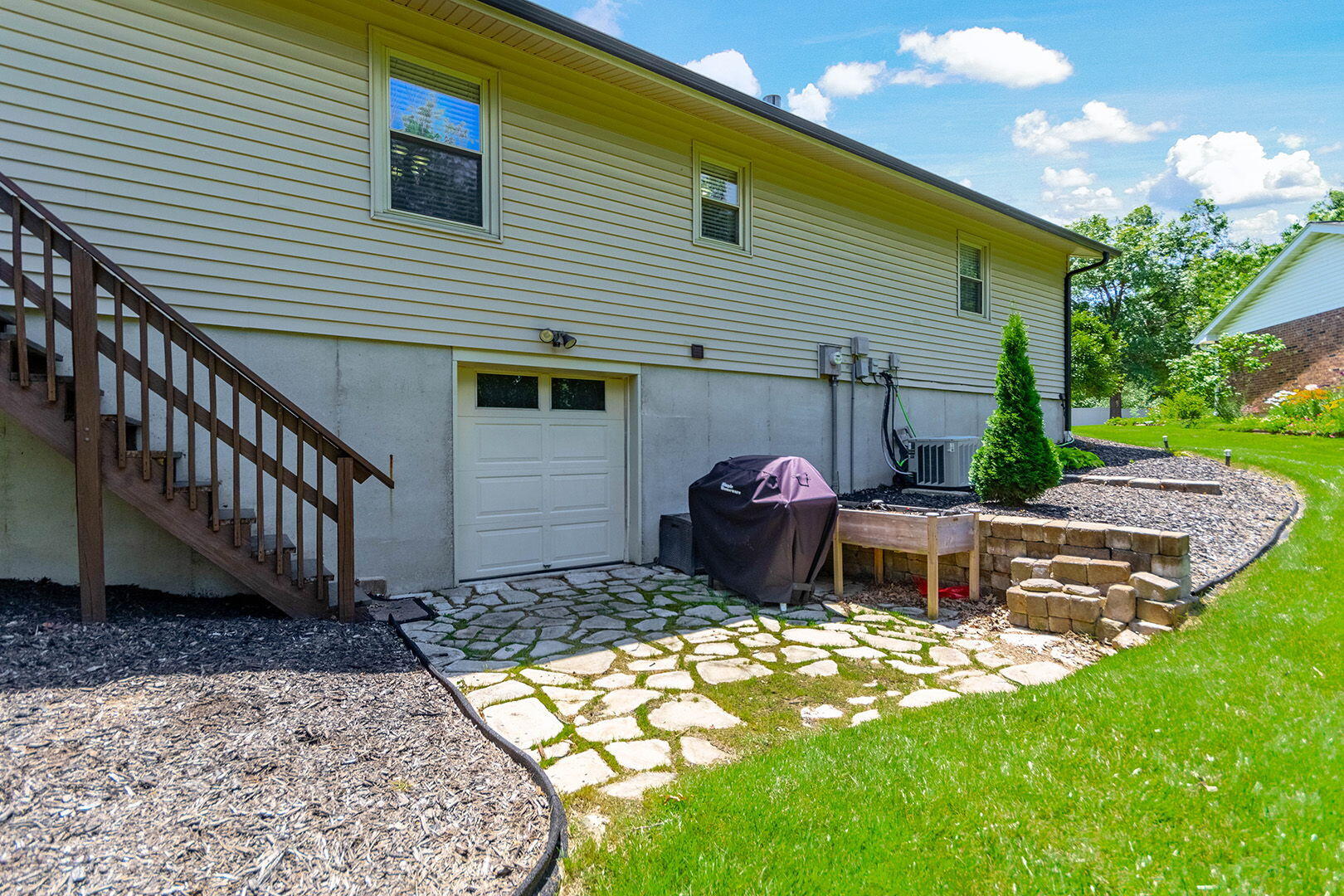 1405 Dorcas St Property Photo 48