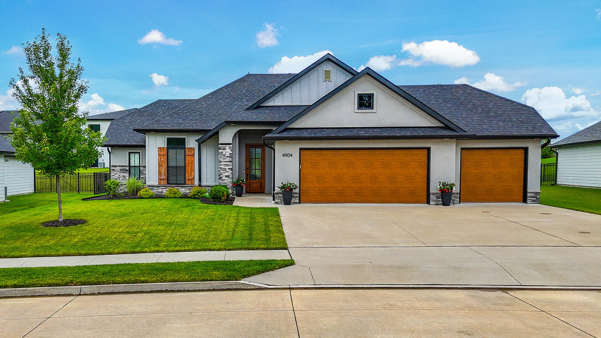 4904 Ballyneal Ct Property Photo 1