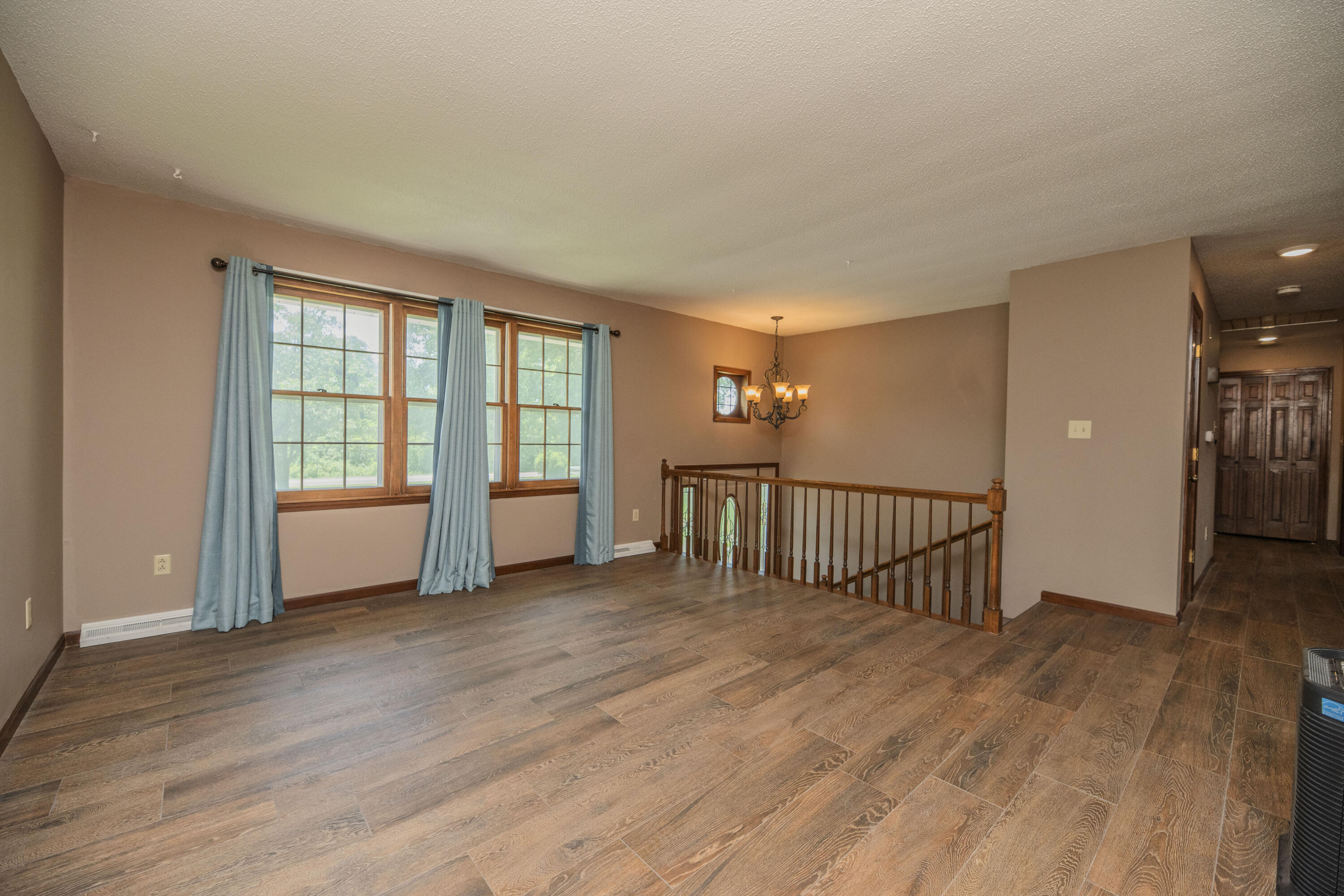 6651 E New Haven Rd Property Photo 9