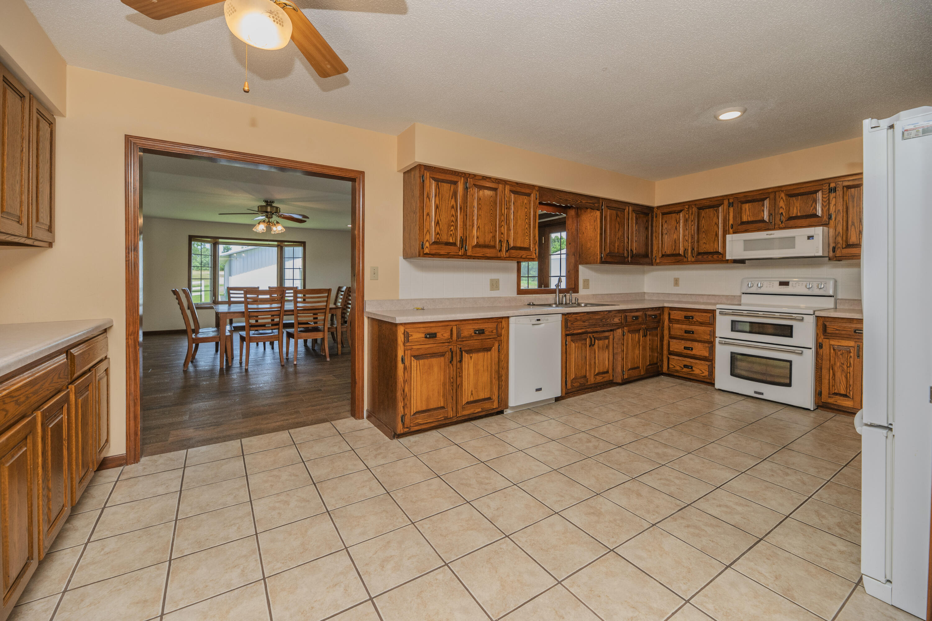 6651 E New Haven Rd Property Photo 15