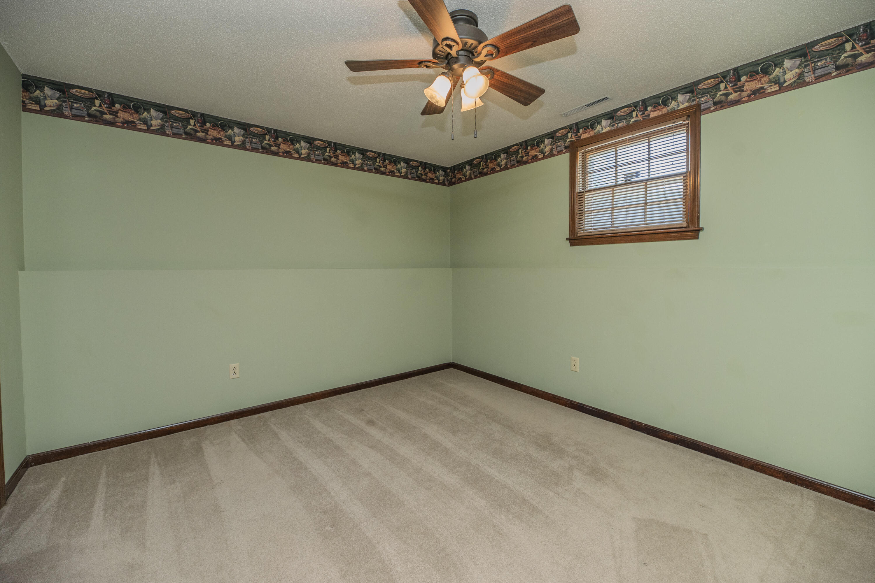6651 E New Haven Rd Property Photo 30