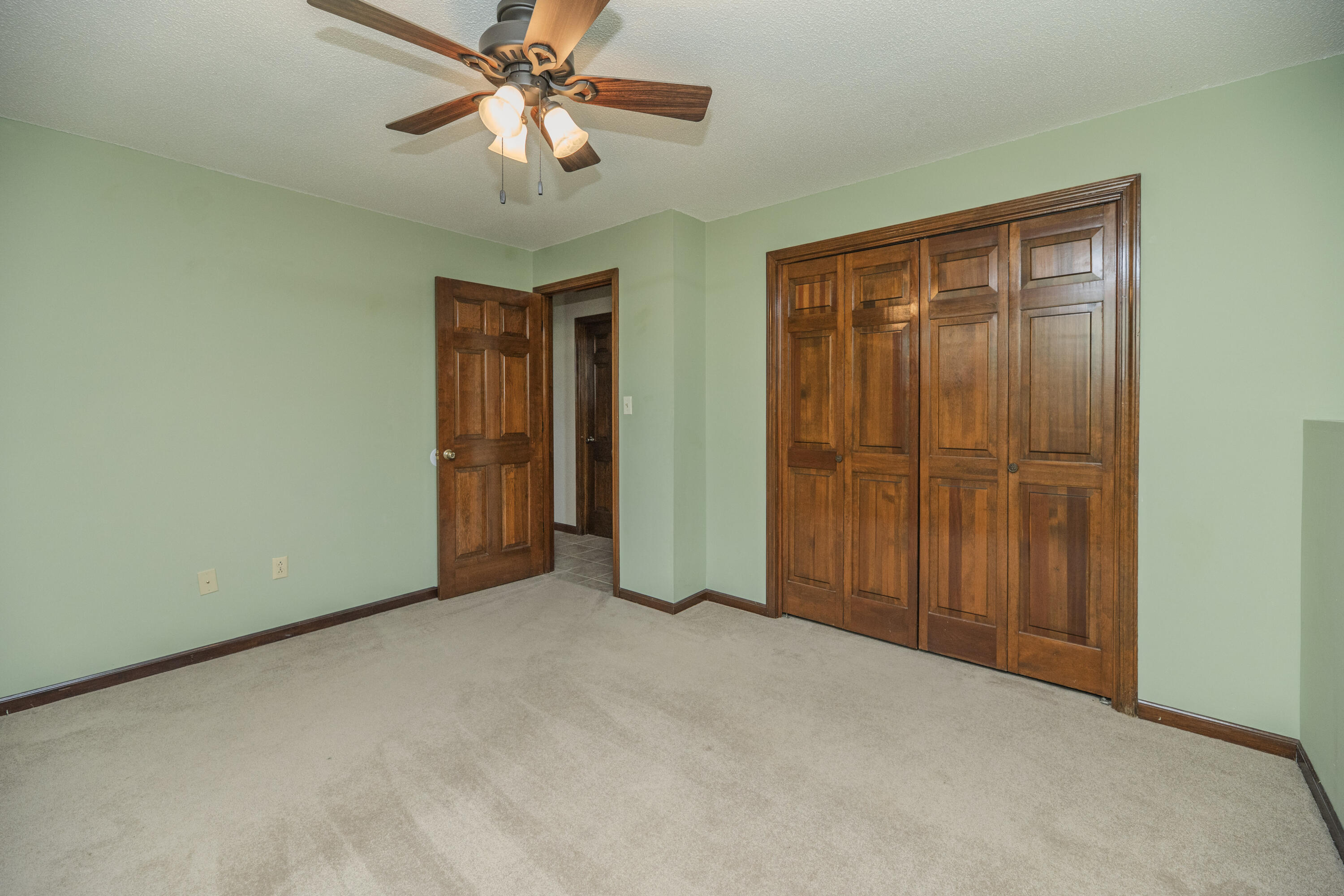 6651 E New Haven Rd Property Photo 31