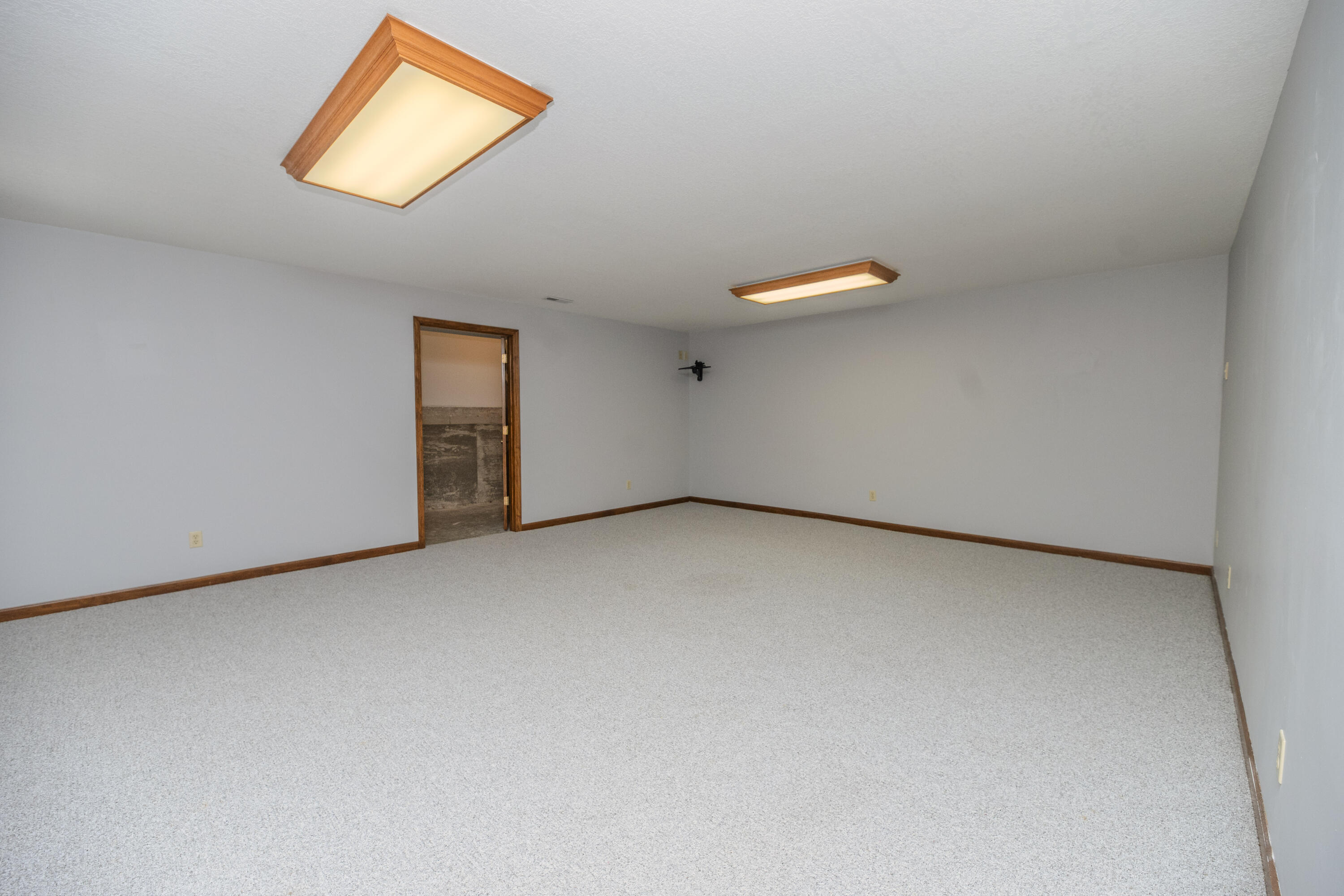 6651 E New Haven Rd Property Photo 33
