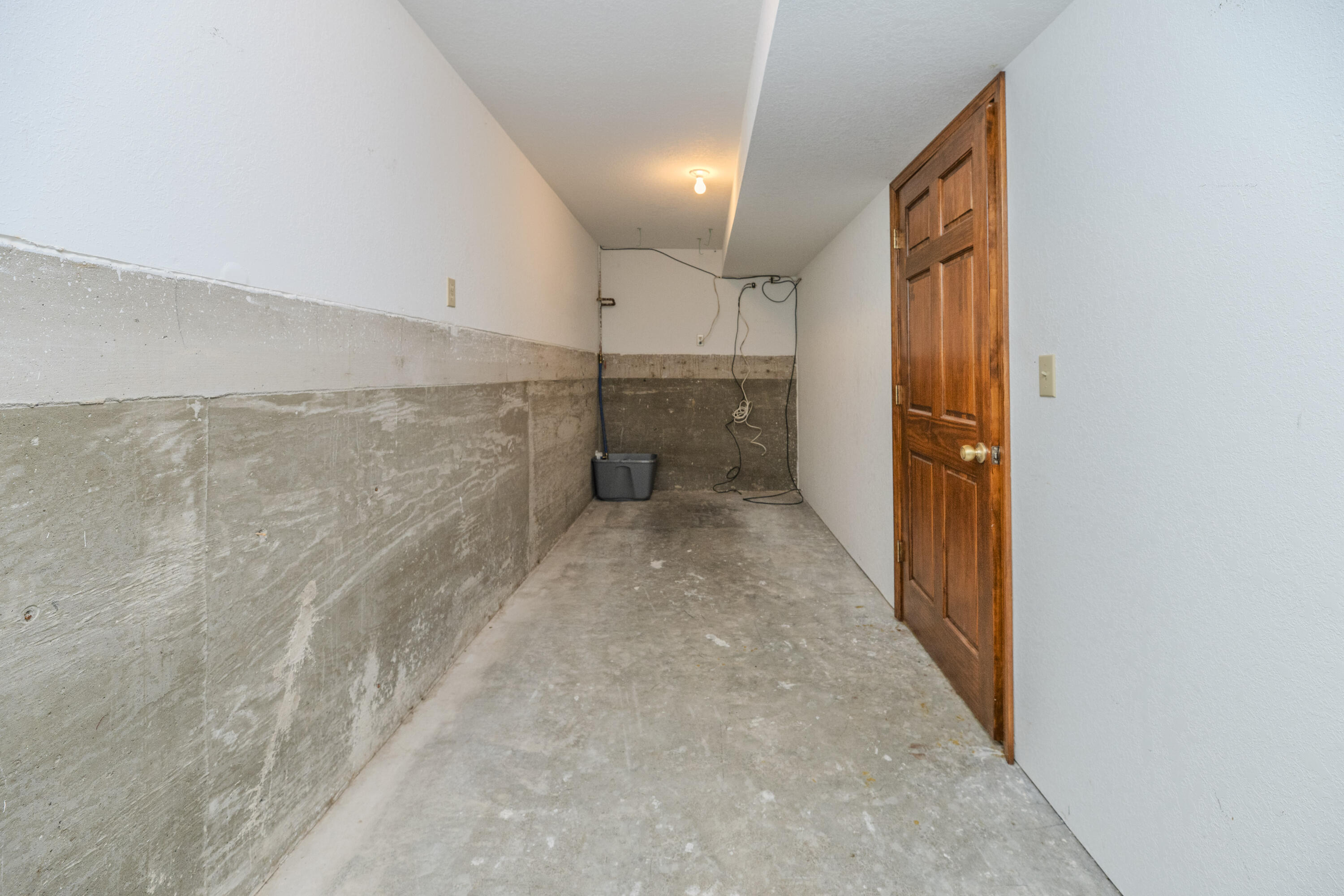 6651 E New Haven Rd Property Photo 36