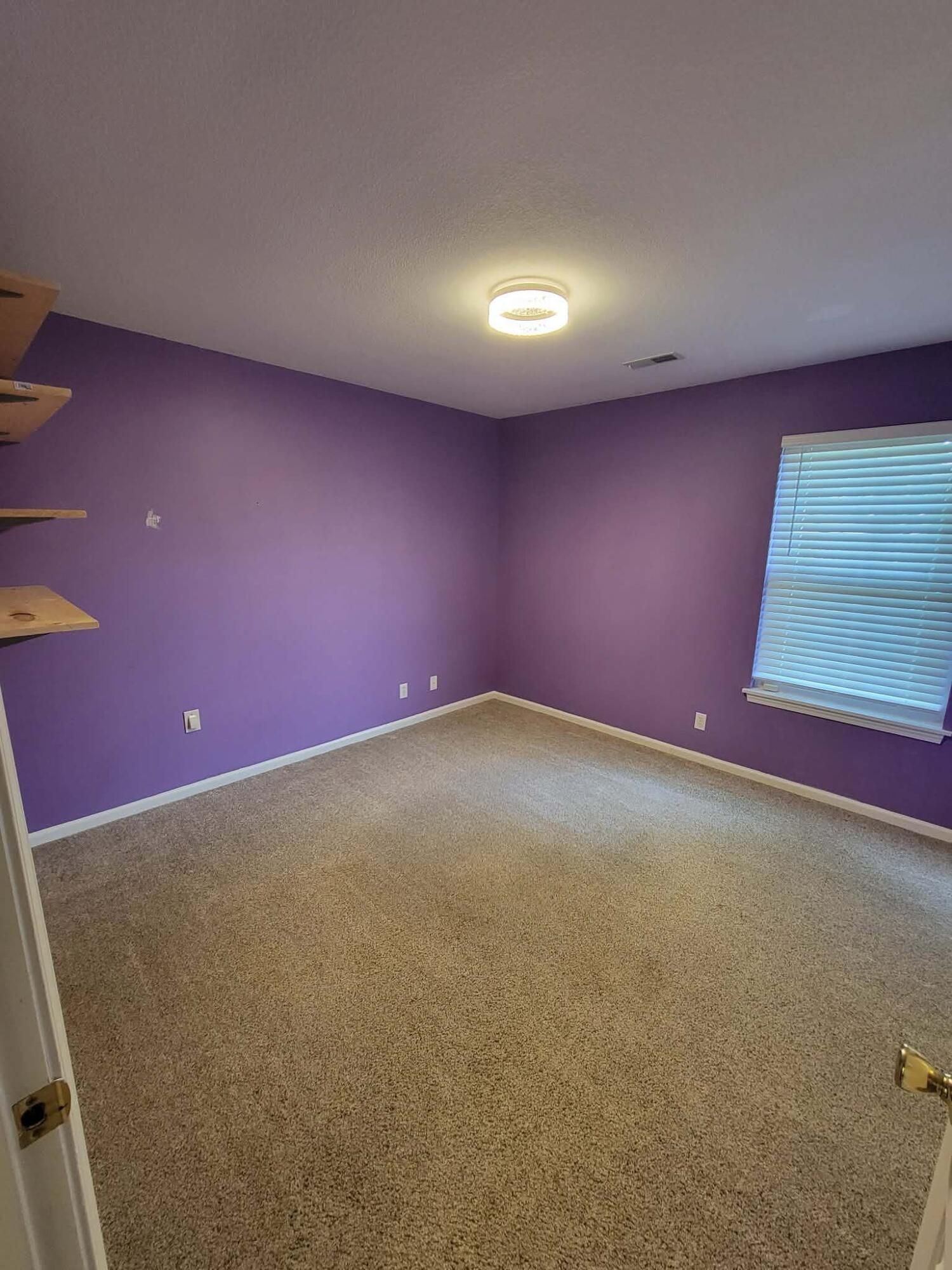 4879 N Montgomery Dr Property Photo 9