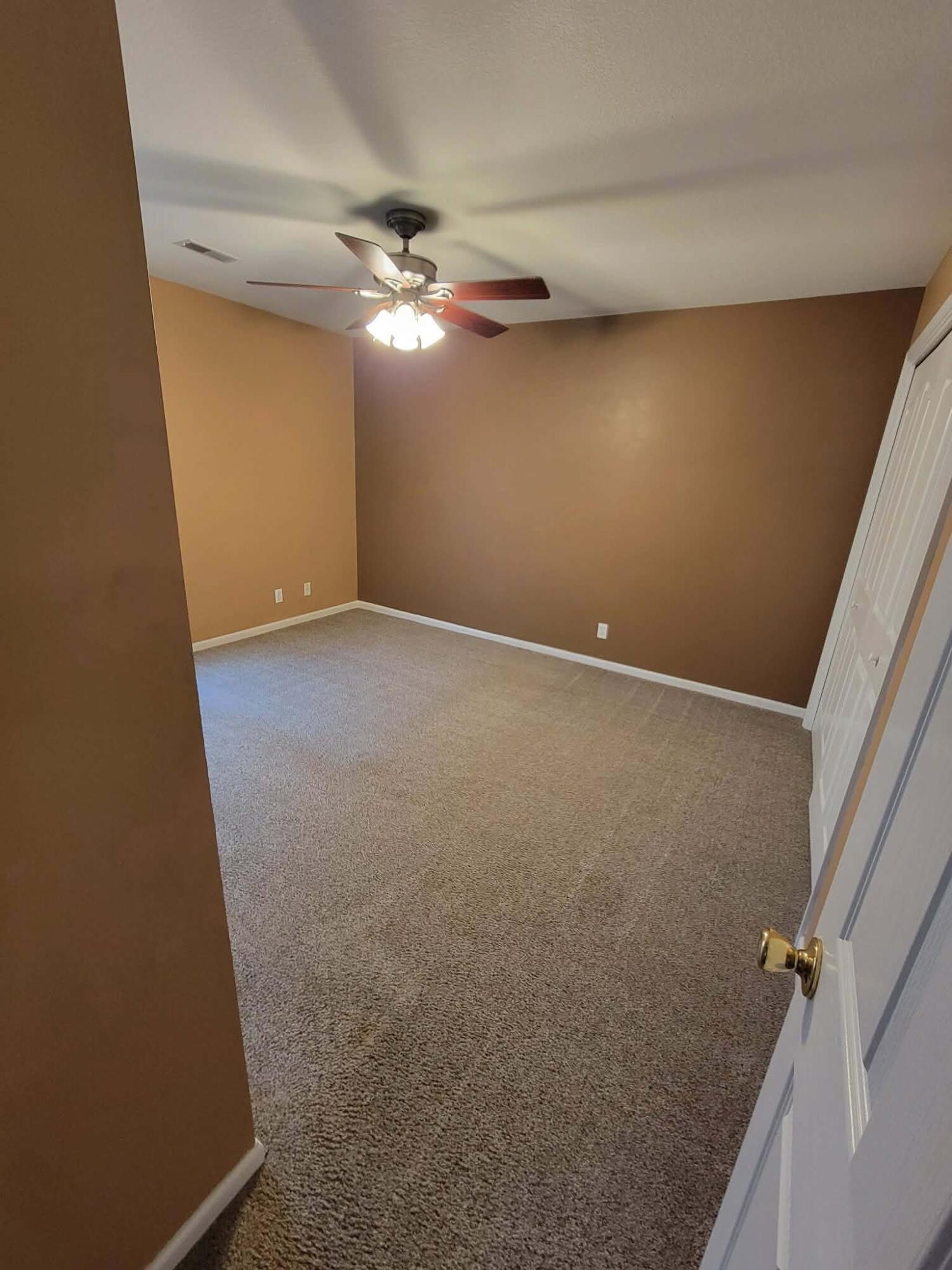 4879 N Montgomery Dr Property Photo 11