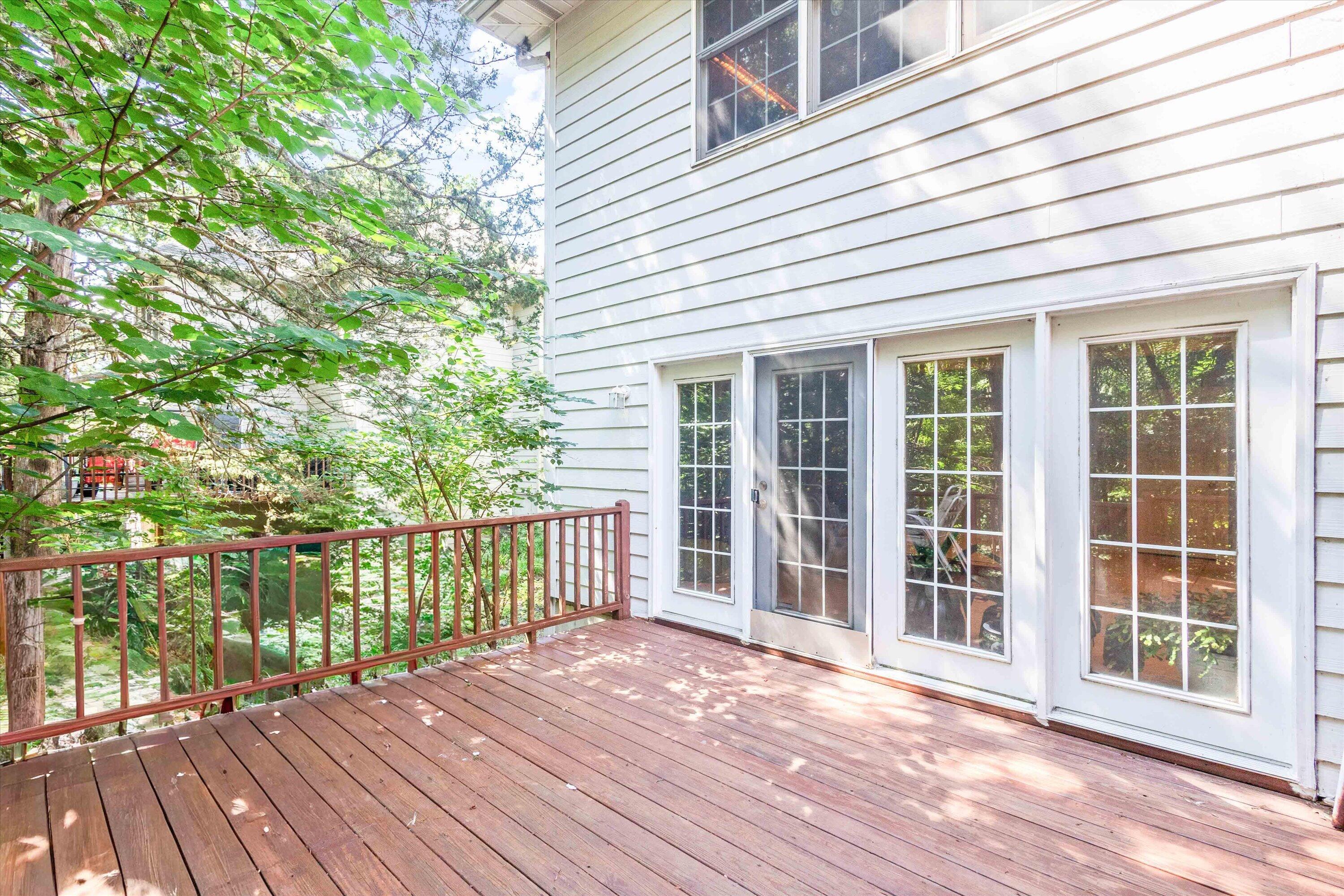 1807 Crystal Point Property Photo 2