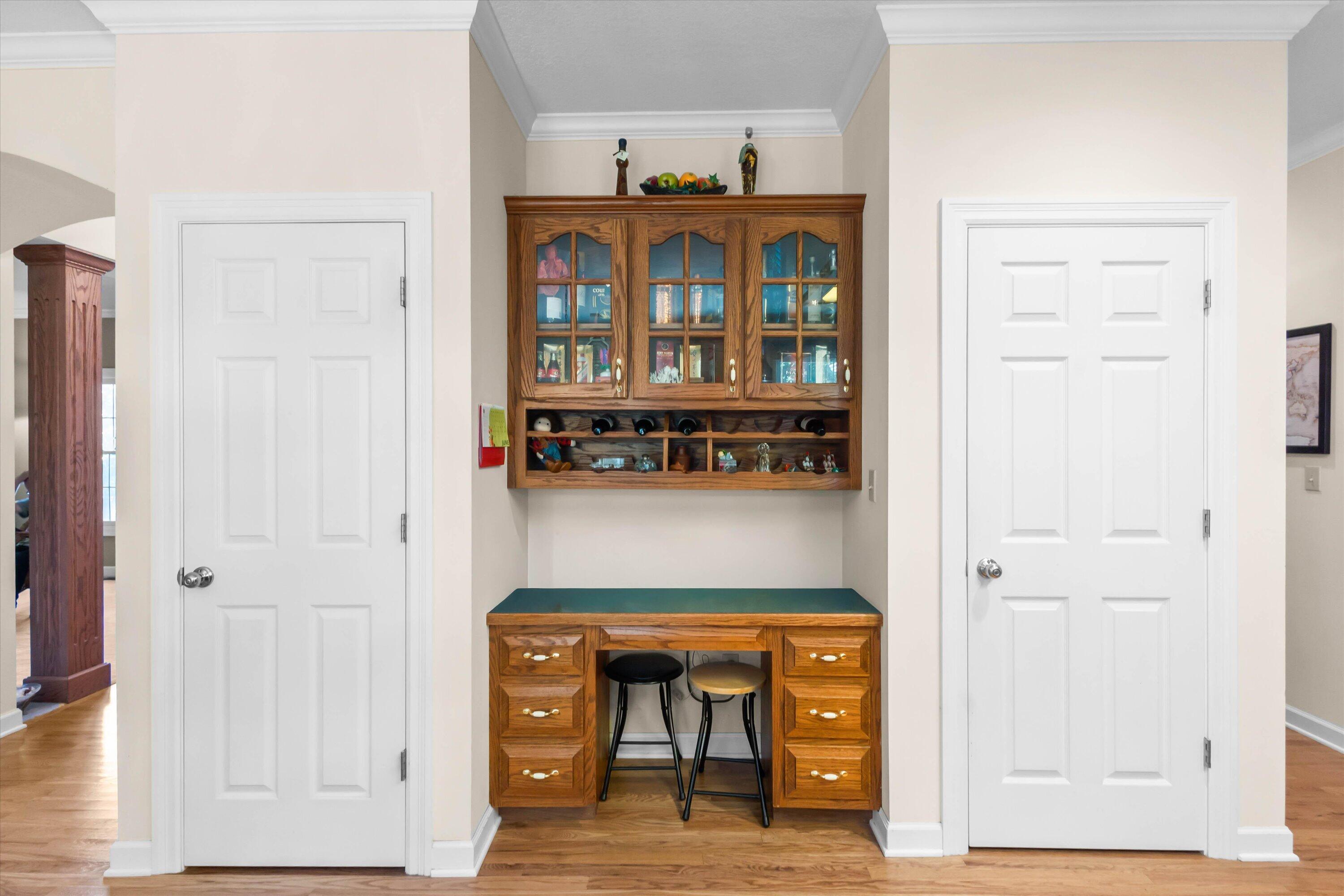 1807 Crystal Point Property Photo 10