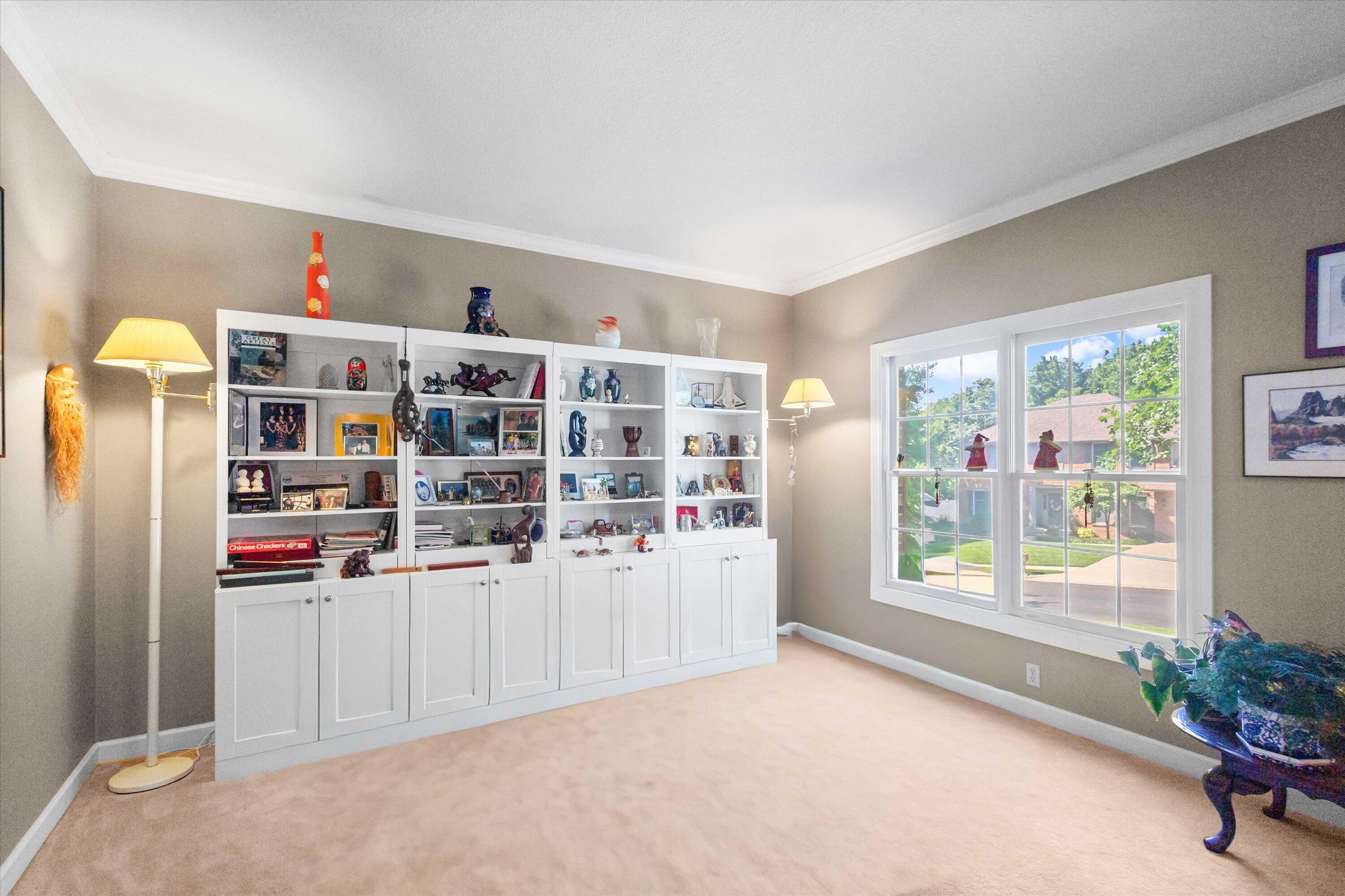 1807 Crystal Point Property Photo 14