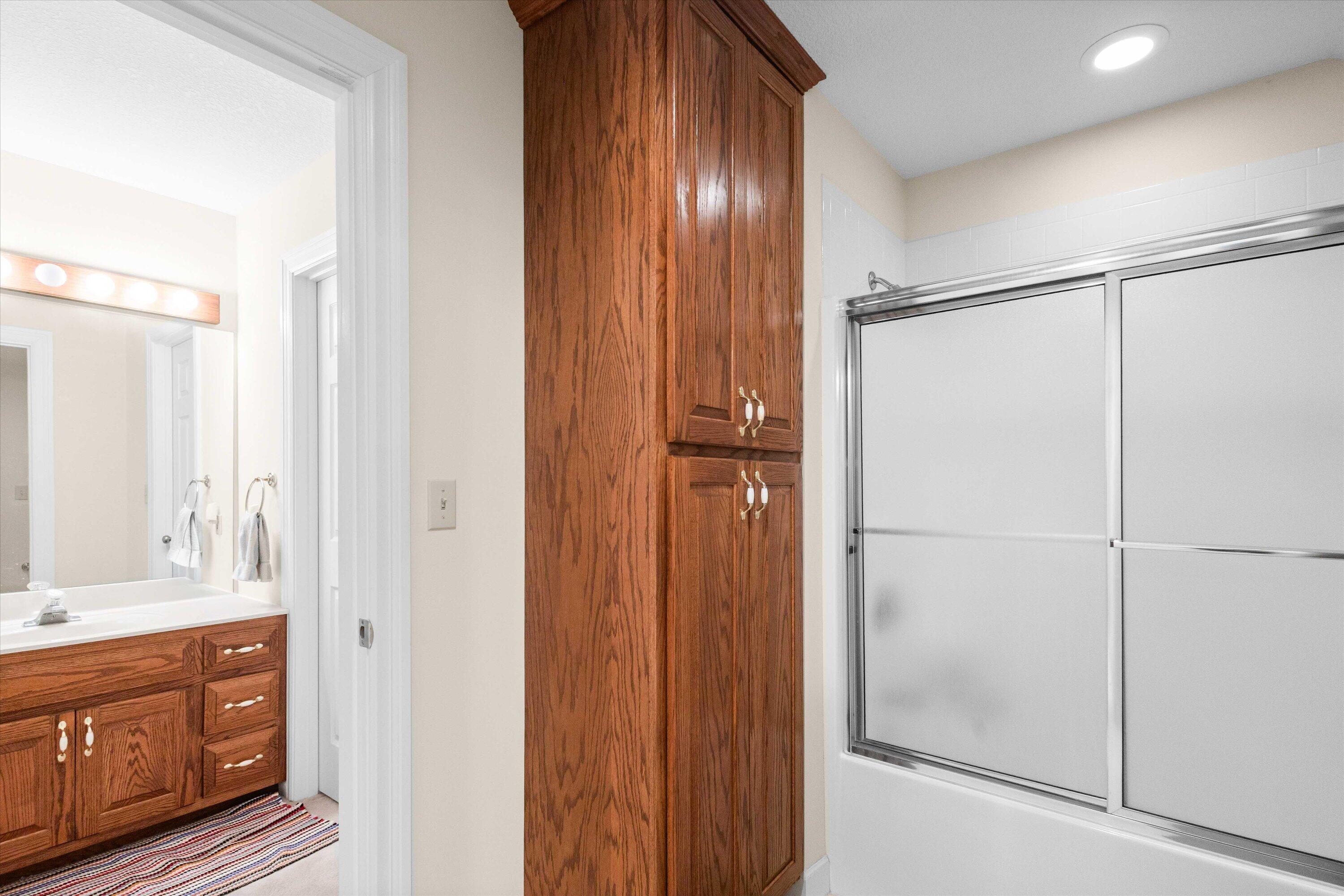 1807 Crystal Point Property Photo 23