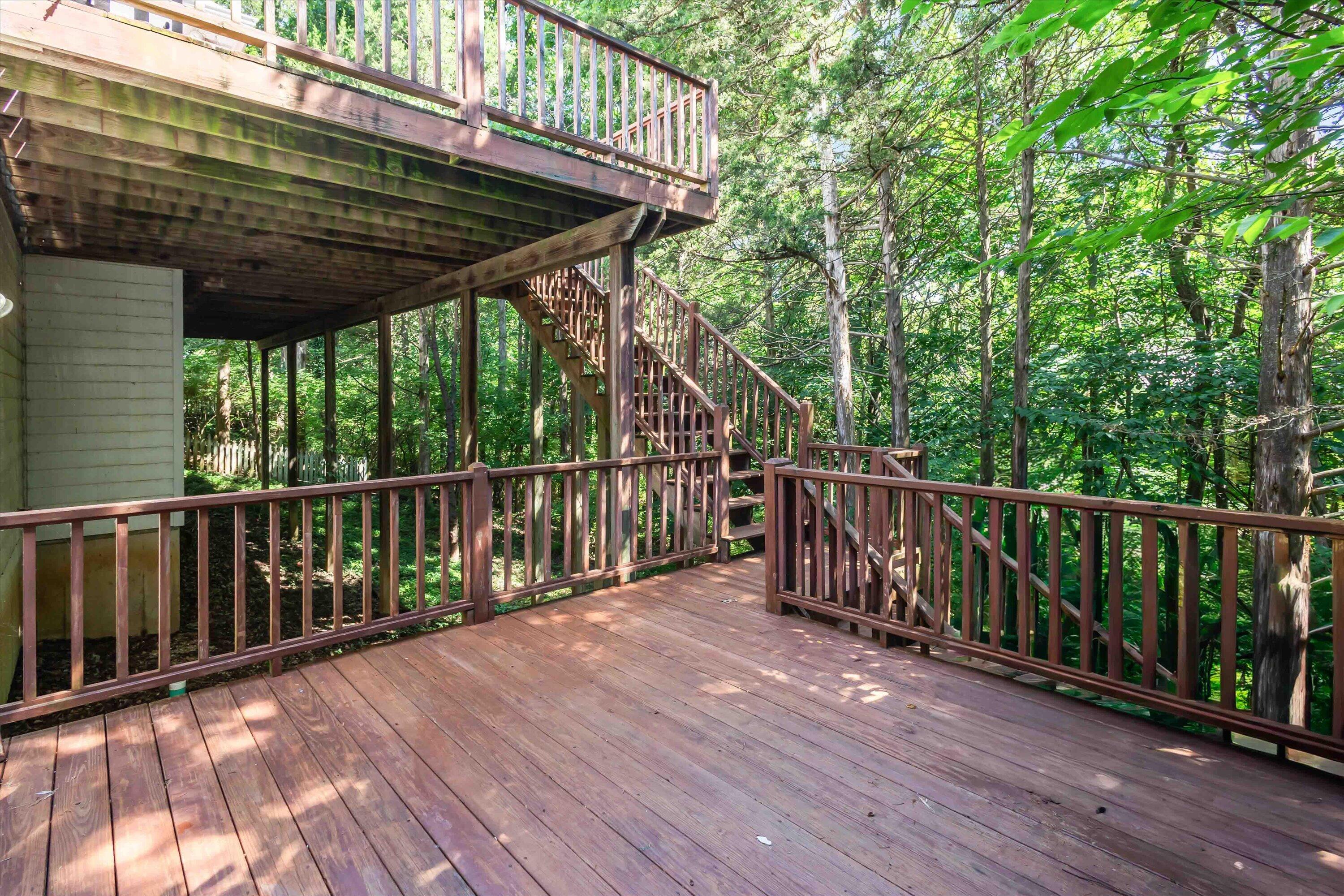 1807 Crystal Point Property Photo 31