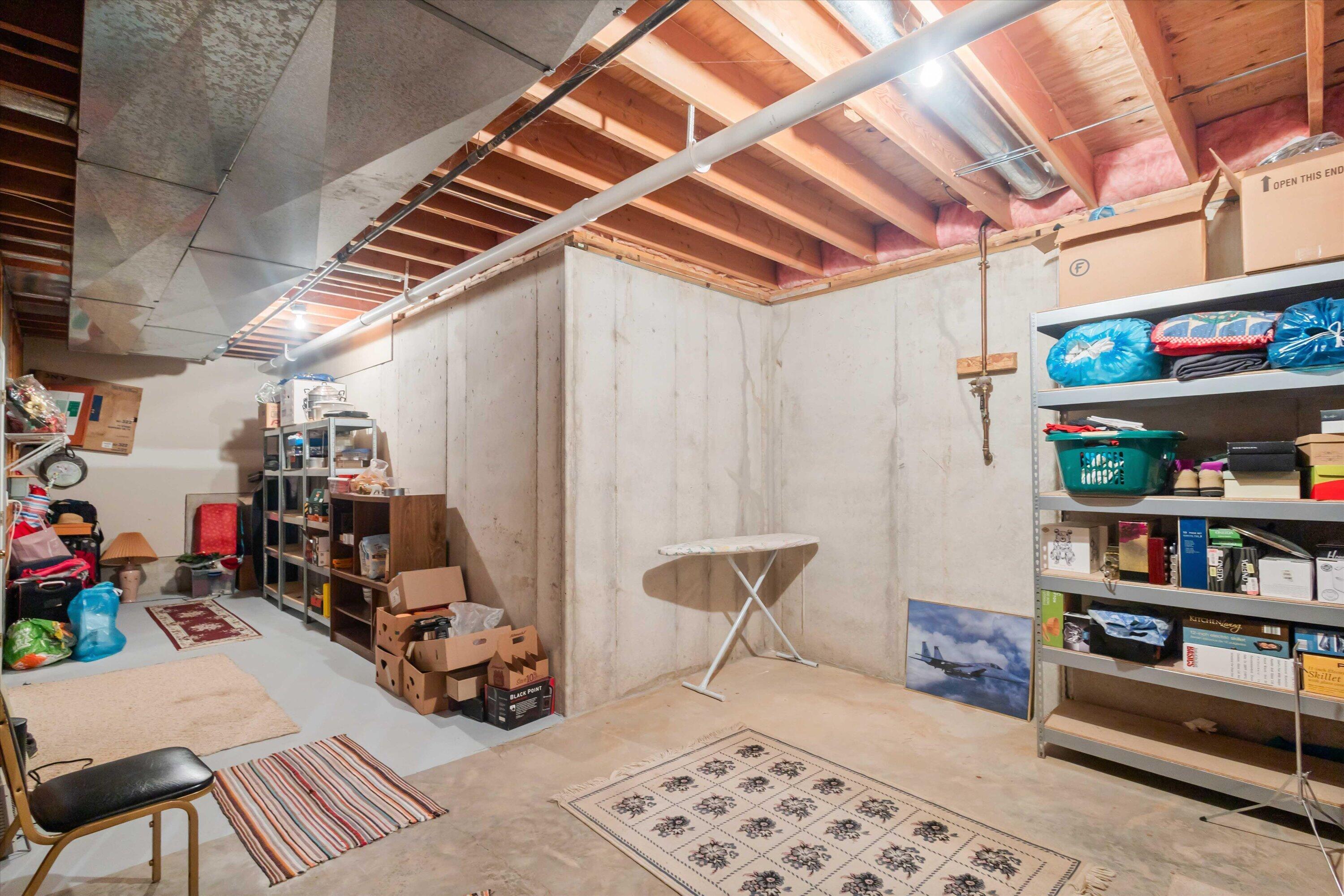 1807 Crystal Point Property Photo 33