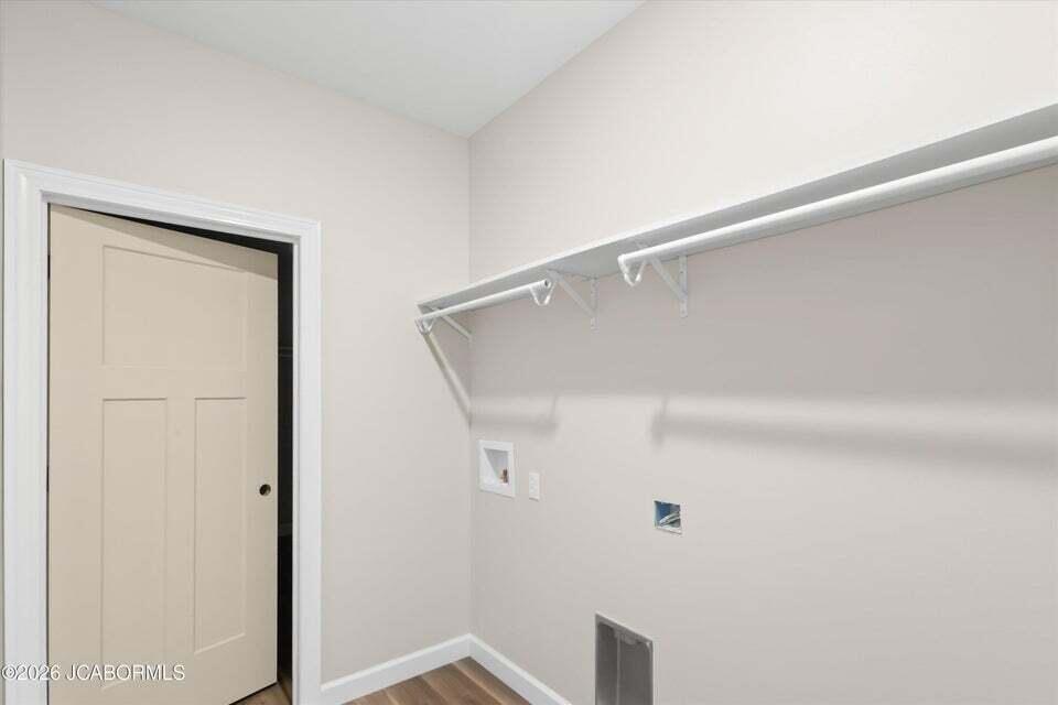 782 Vine Dr Property Photo 23