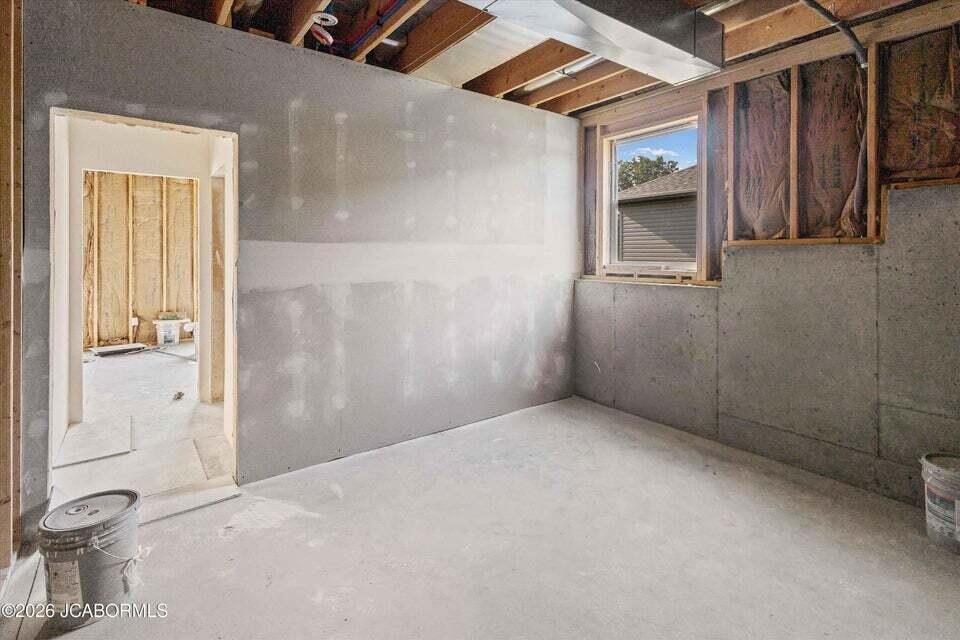 782 Vine Dr Property Photo 32
