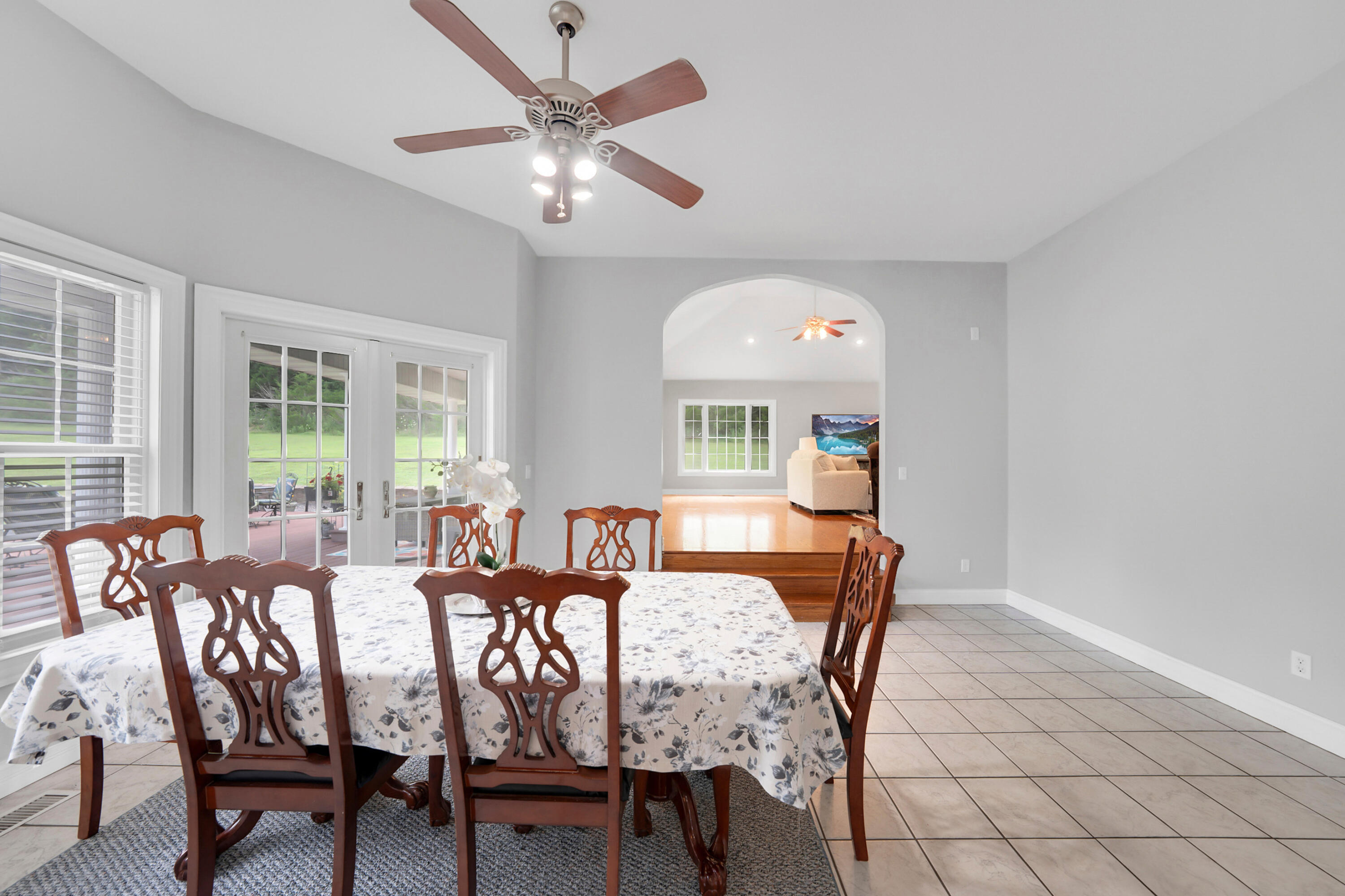 2829 Foxdale Dr Property Photo 28
