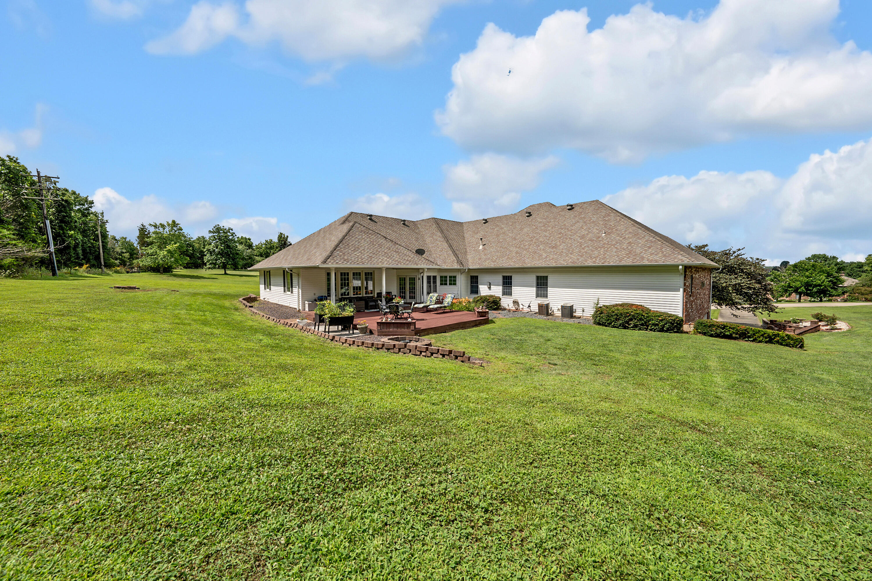 2829 Foxdale Dr Property Photo 90