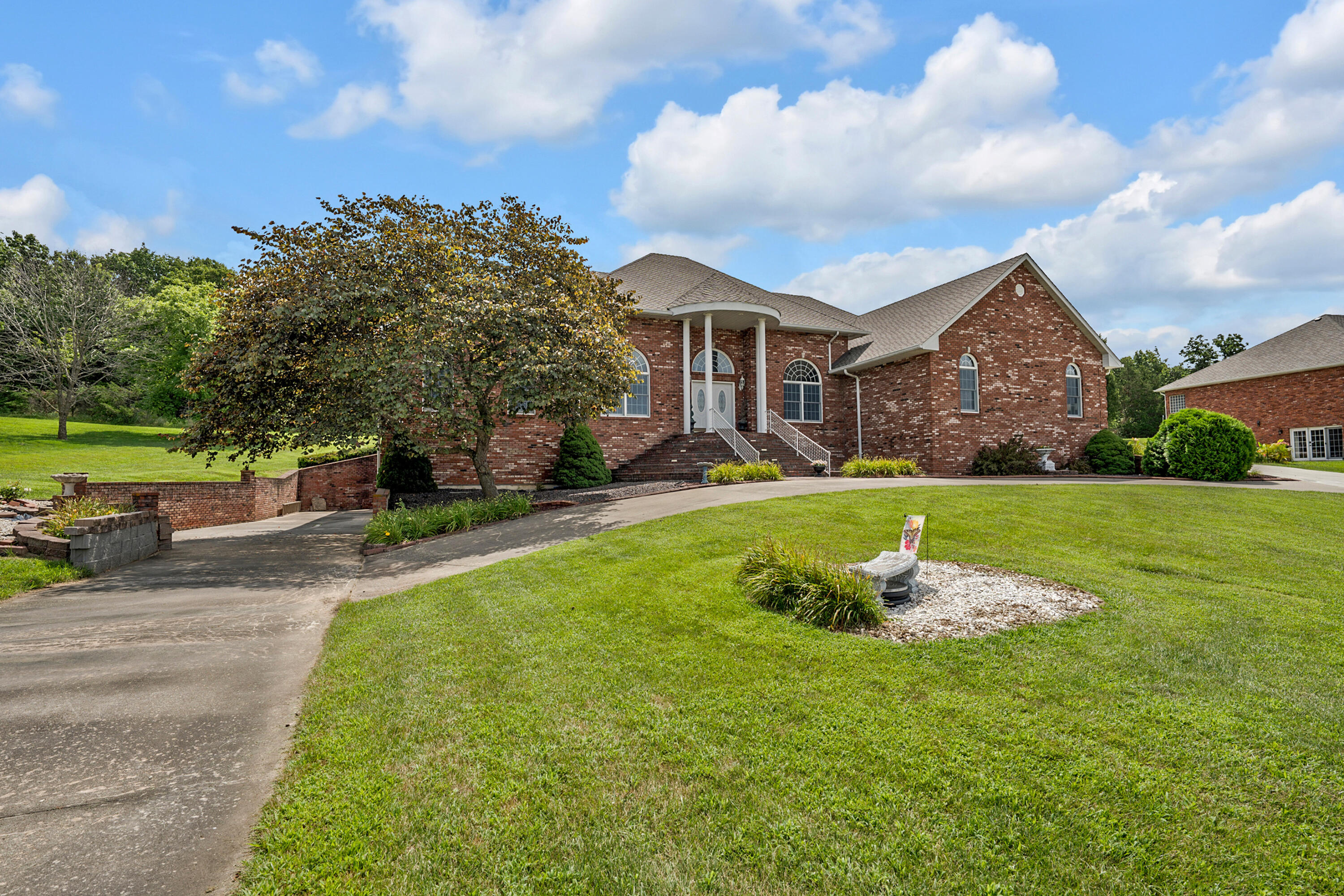 2829 Foxdale Dr Property Photo 98
