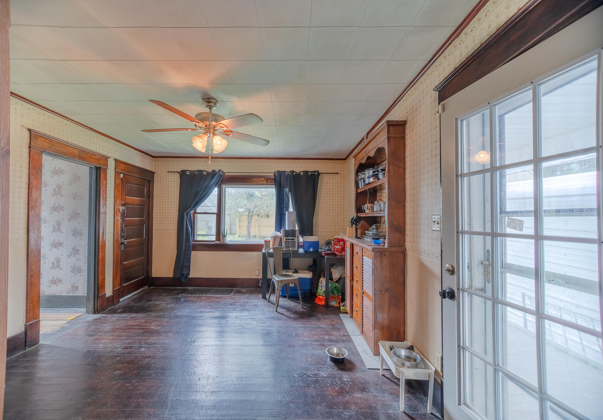 528 Farror St Property Photo 8