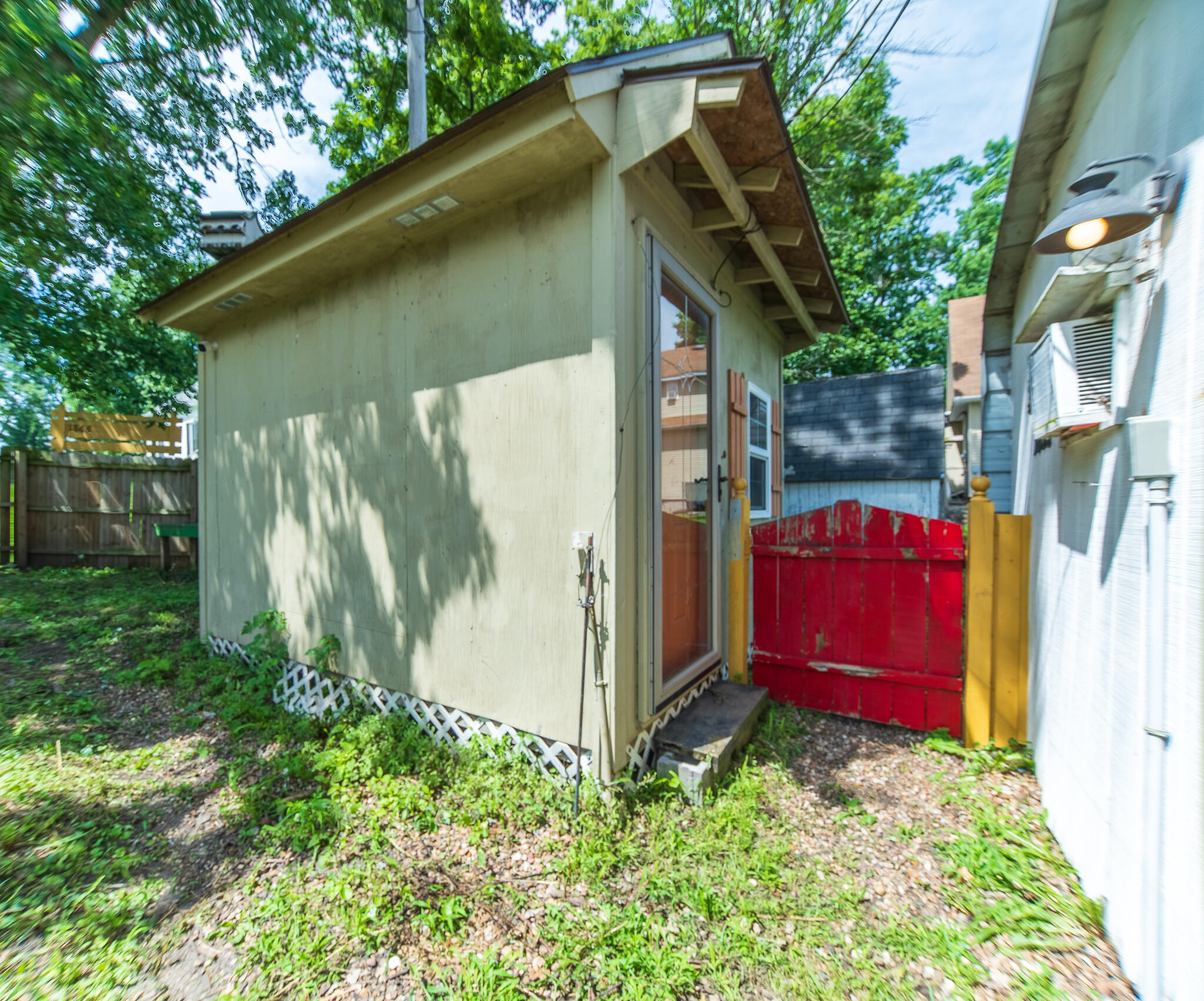 528 Farror St Property Photo 19