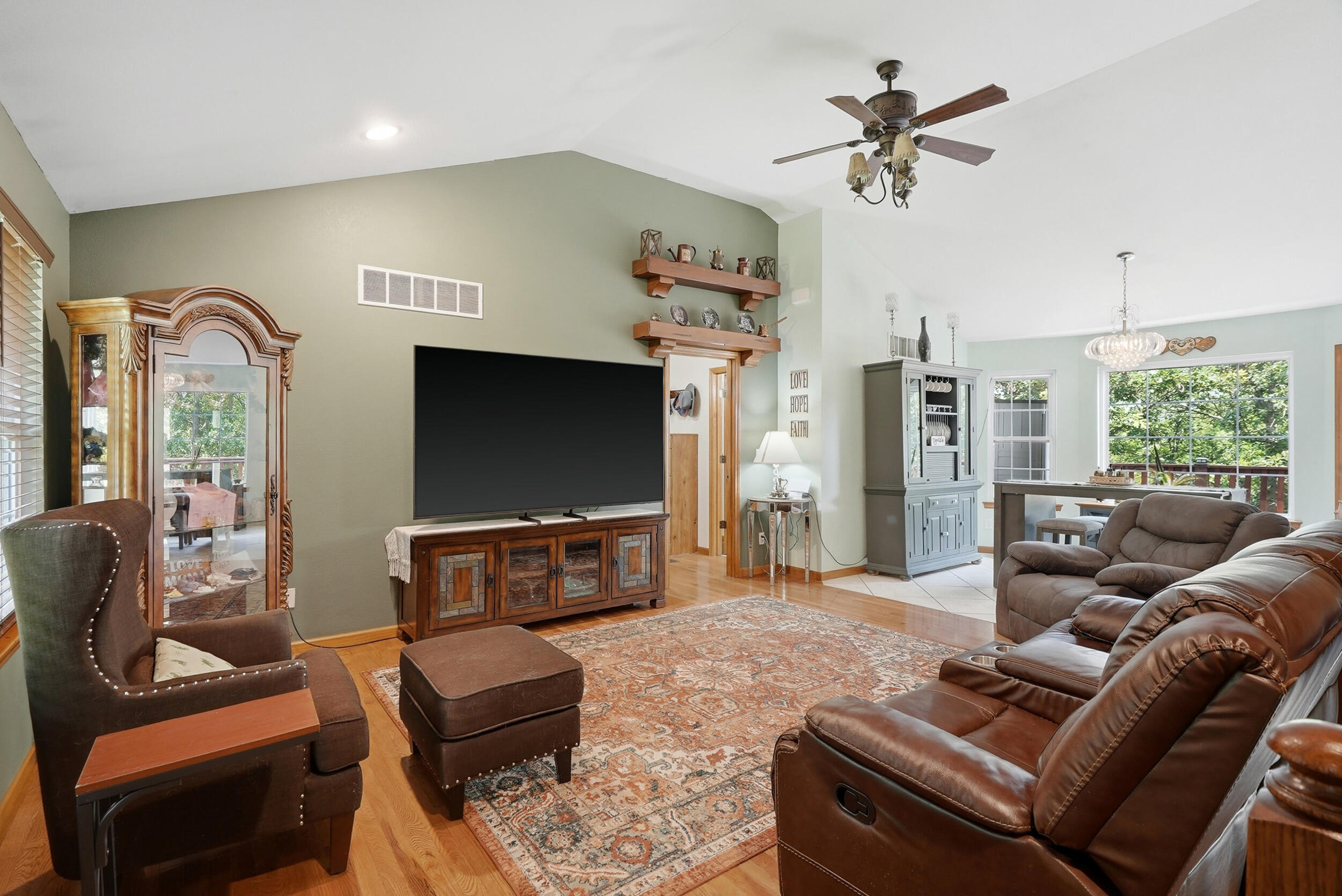 7624 Boise Brule Rd Property Photo 2